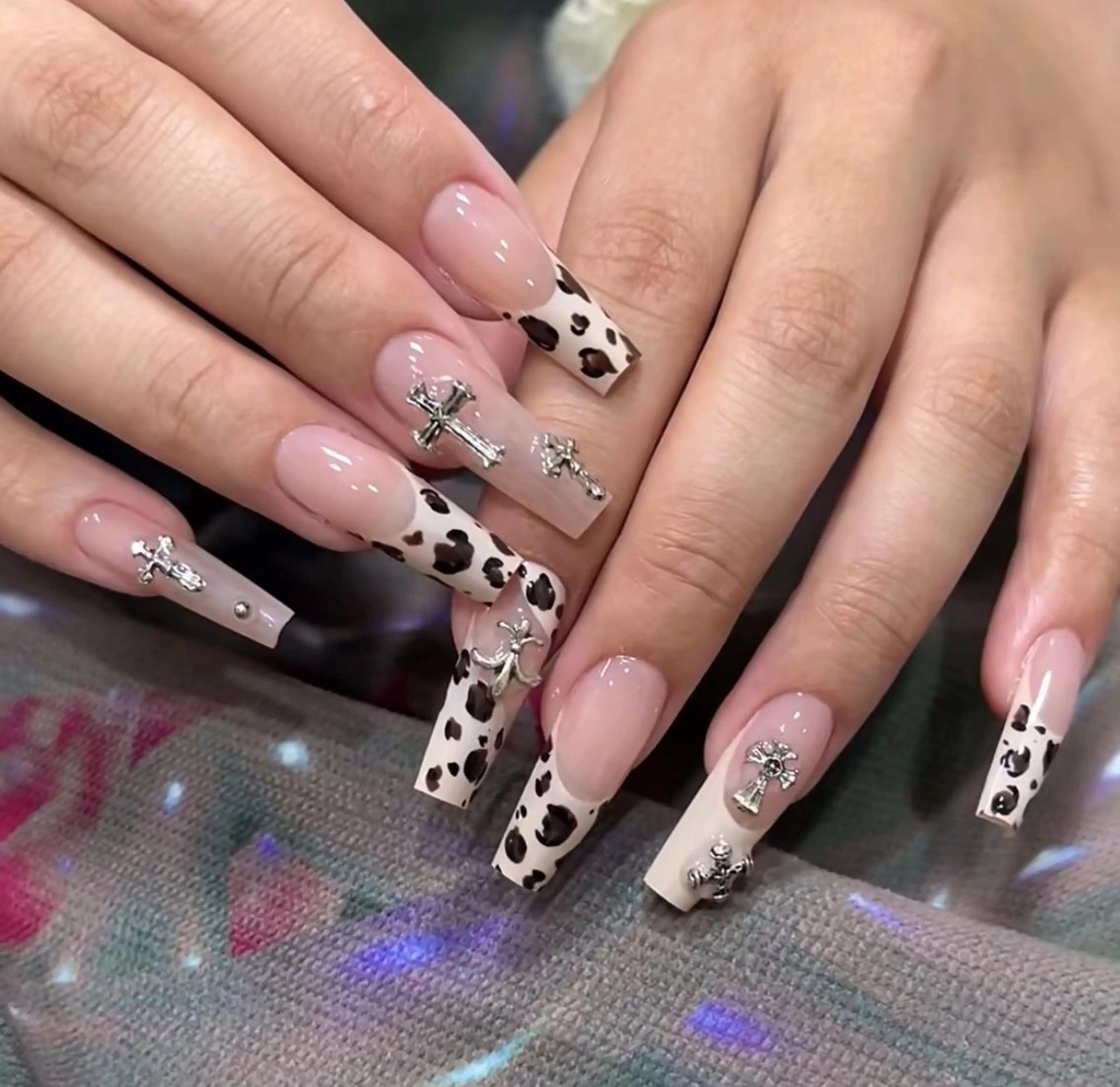 ネイル ハンドネイル ハンドケア 🍑 momo_nailのネイルデザイン