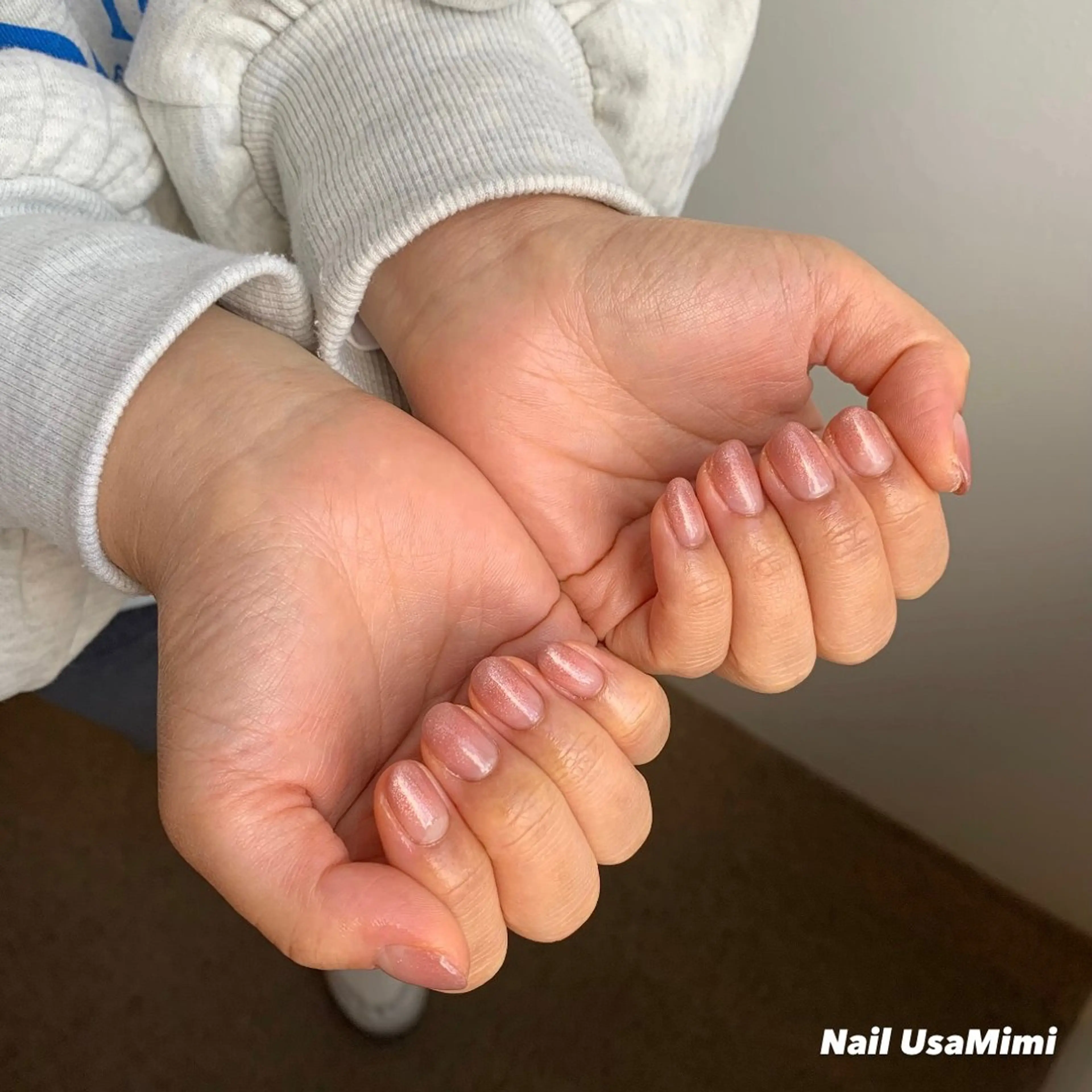 ネイル ジェルネイル マグネットネイル 持ち込み ワンカラーネイル パラジェル 本町ネイルNail UsaMimiのネイルデザイン
