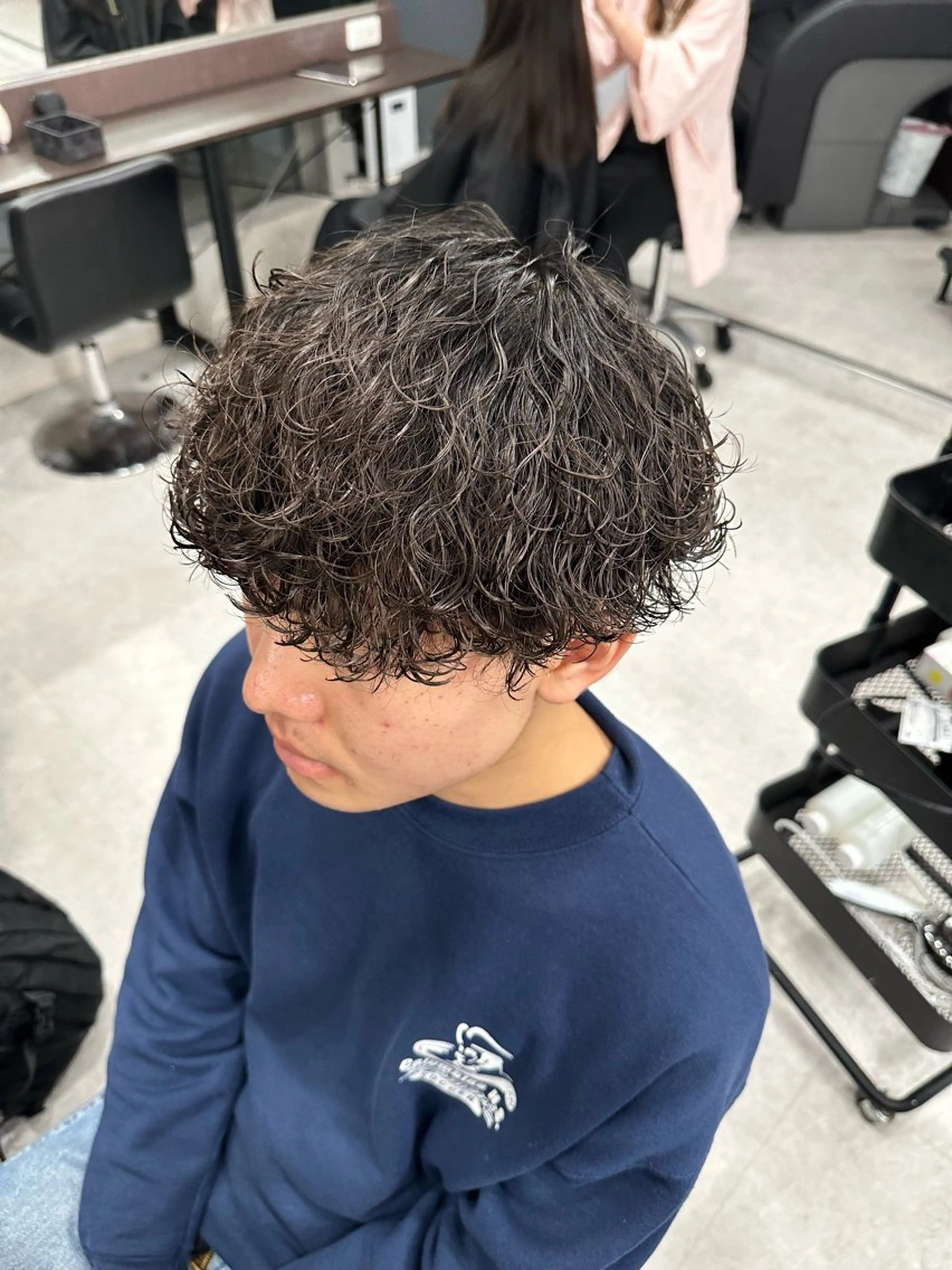 ミディアム パーマ メンズ カット パーマ トリートメント メンズ似合わせ🪞 kotoriのヘアスタイル