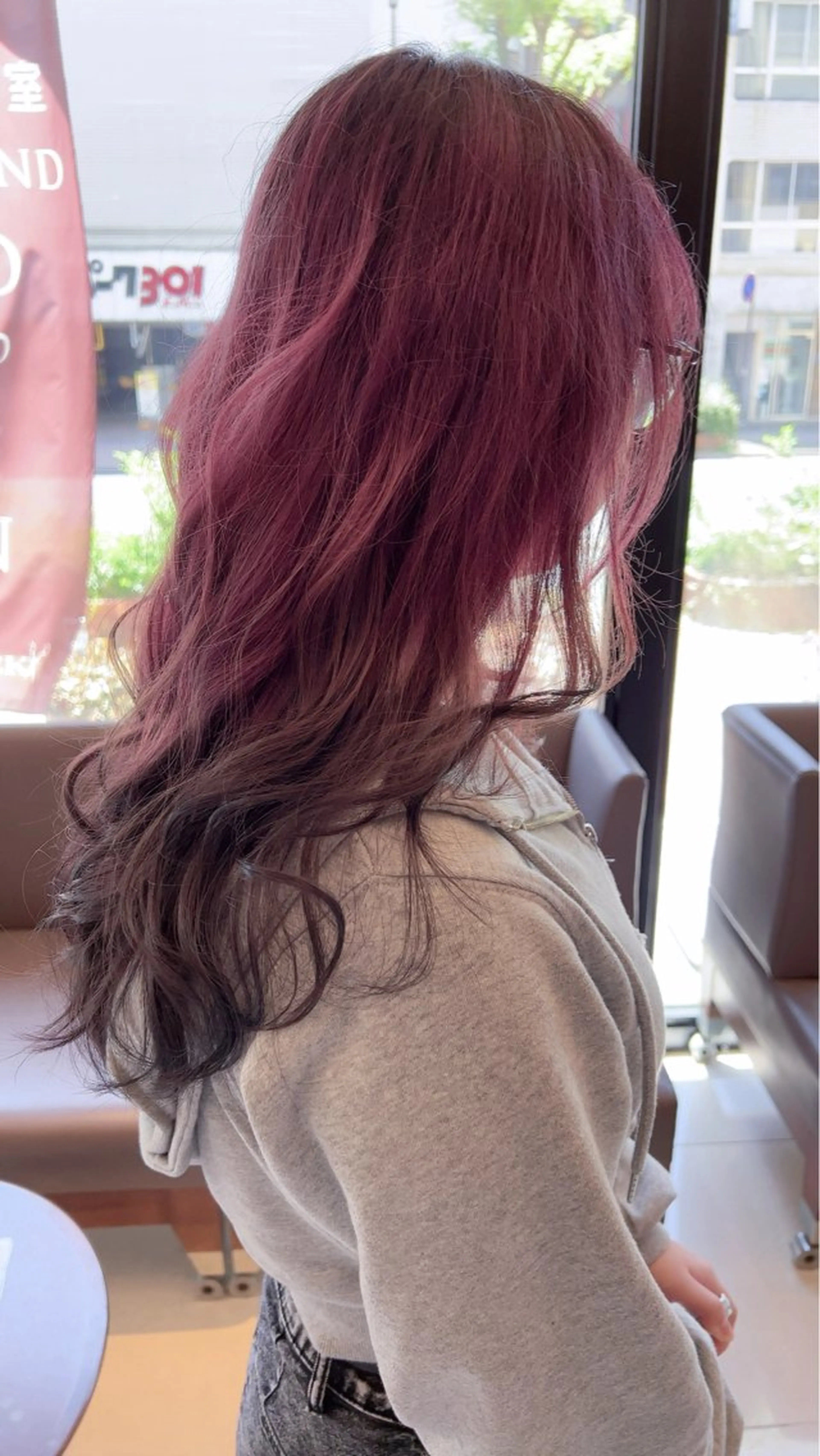 ミディアム 安藤 伸一のヘアスタイル