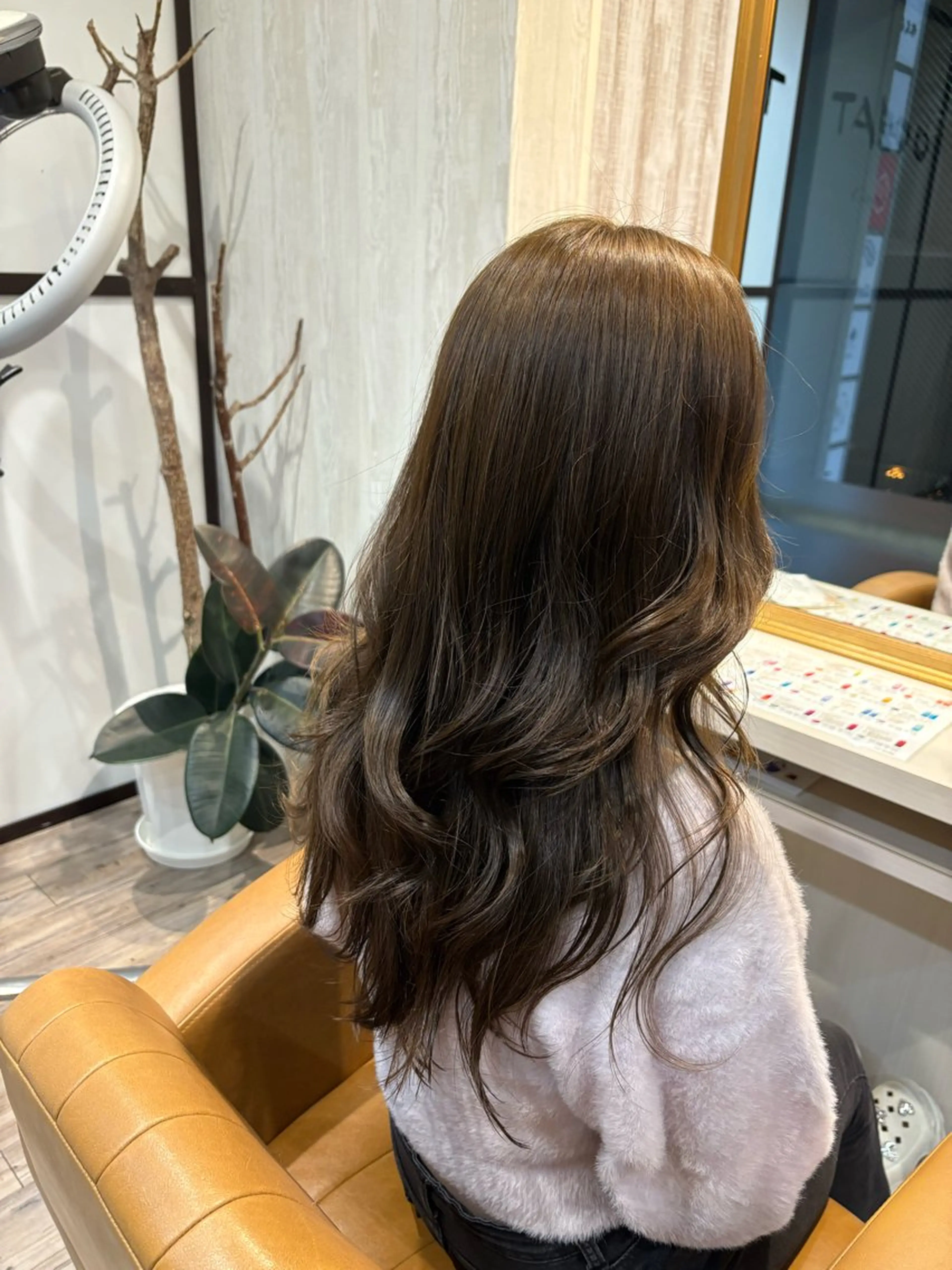 ロング カラー ベージュカラー ダブルカラー シアーベージュ ヘアカラー ブリーチなしWカラー レイヤー/Rickyのヘアスタイル