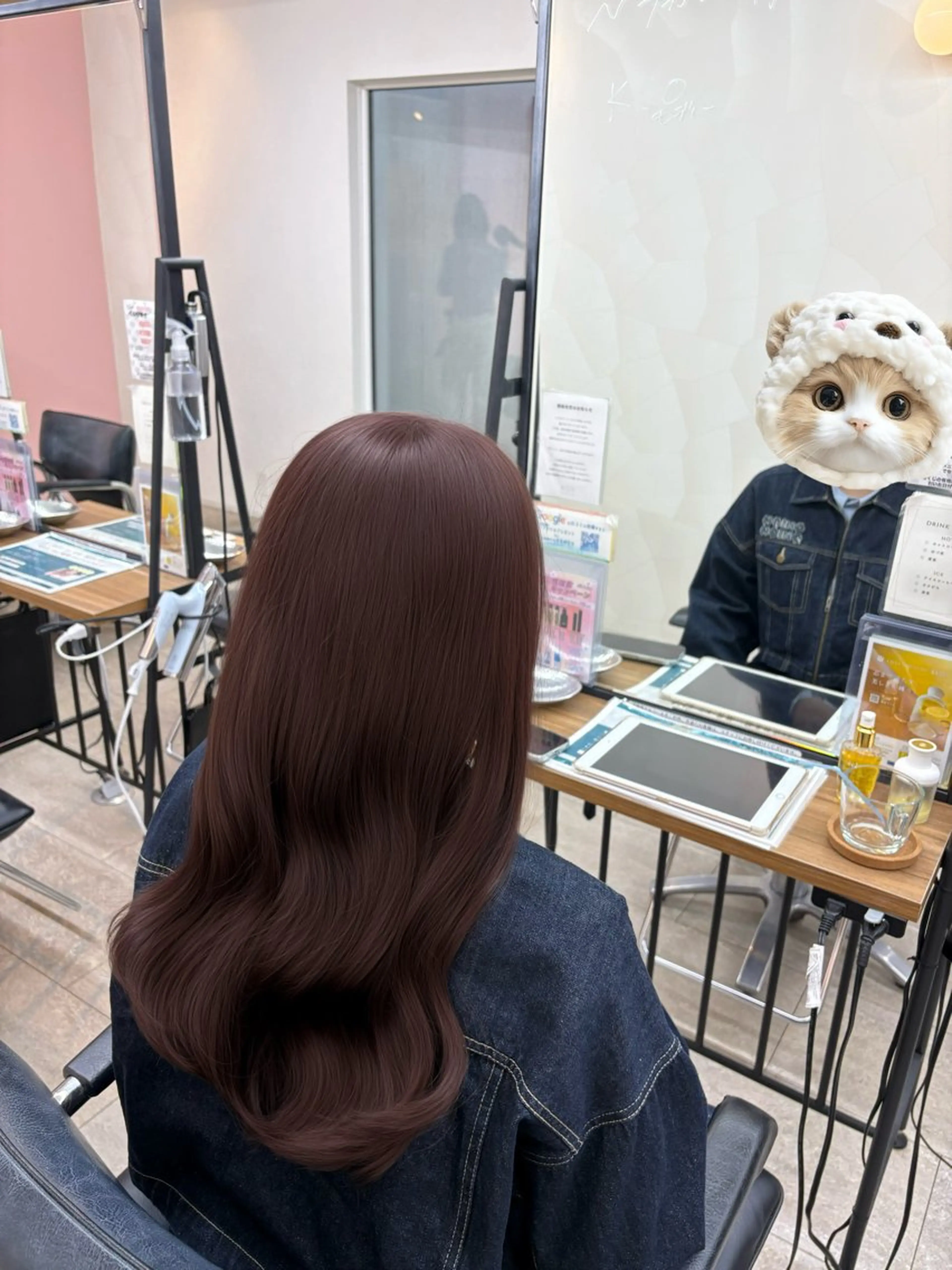 ロング ピンクブラウン レイヤーカット ローレイヤー シースルーバング カット ヘアカラー HASHI AYAKAのヘアスタイル