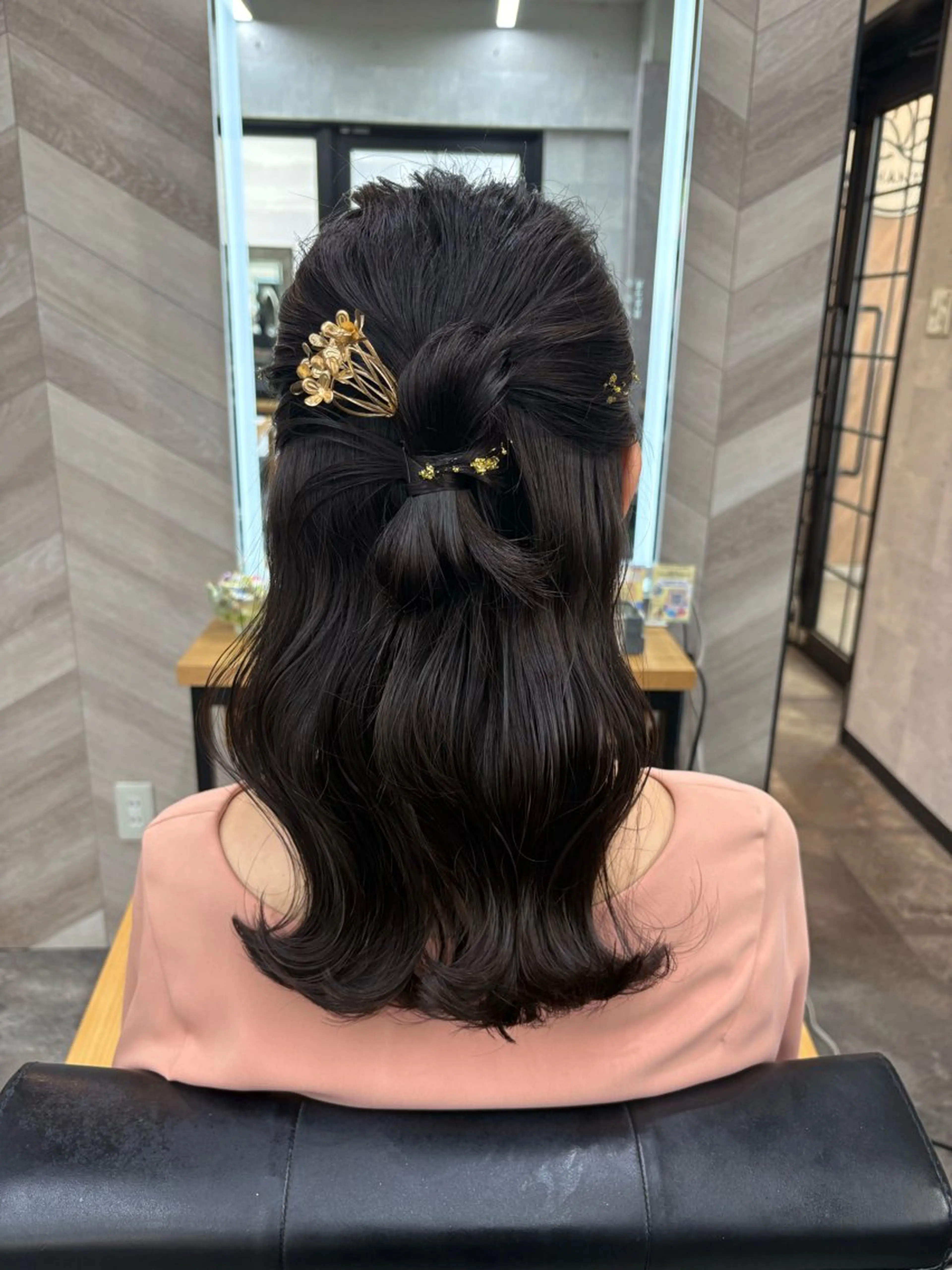 ミディアム ヘアアレンジ ハーフアップ ヘアセット SHANTi 飯塚 ヘアセット/髪質改善のヘアスタイル