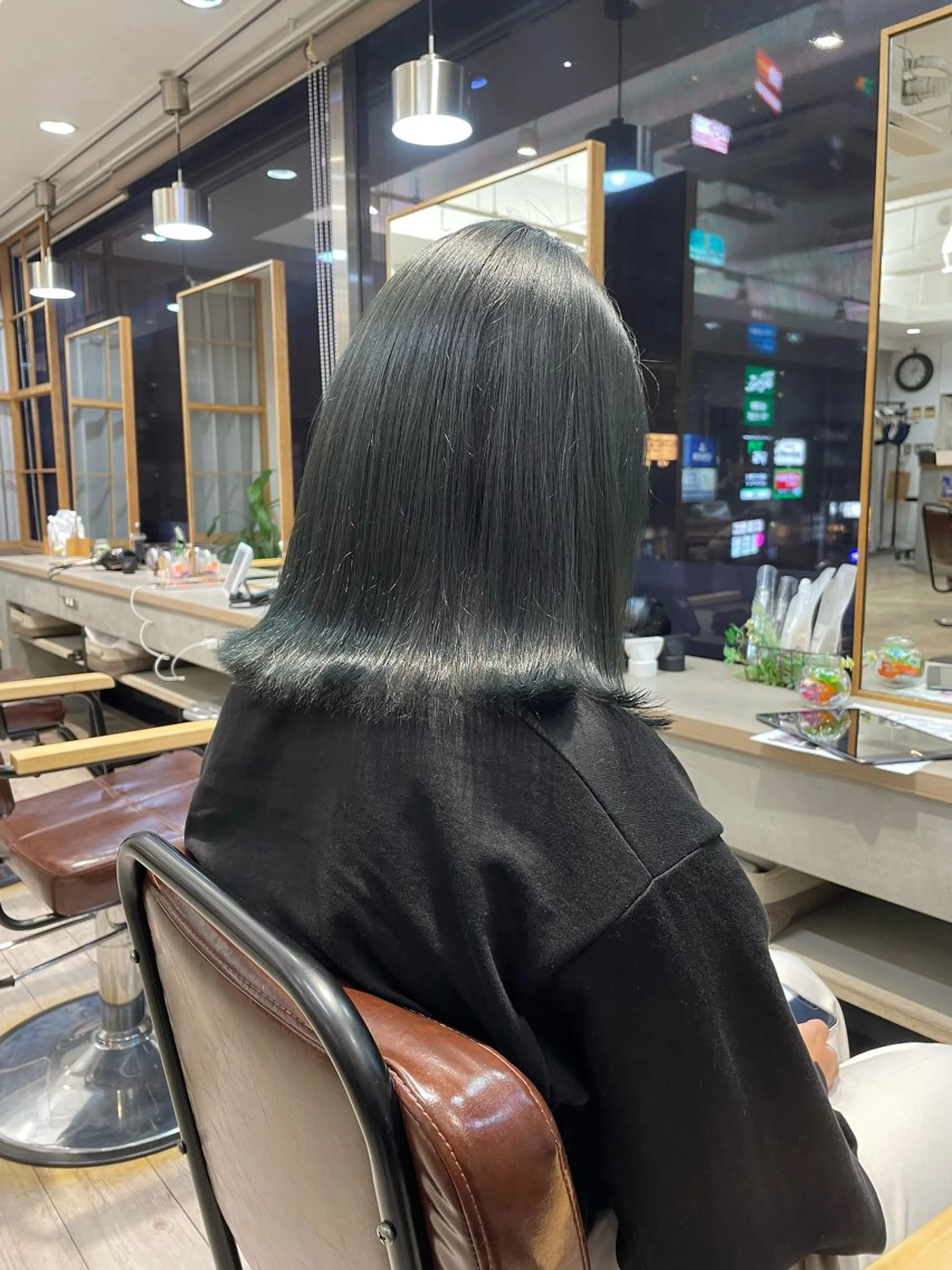 カラー 後藤 舞衣のヘアスタイル
