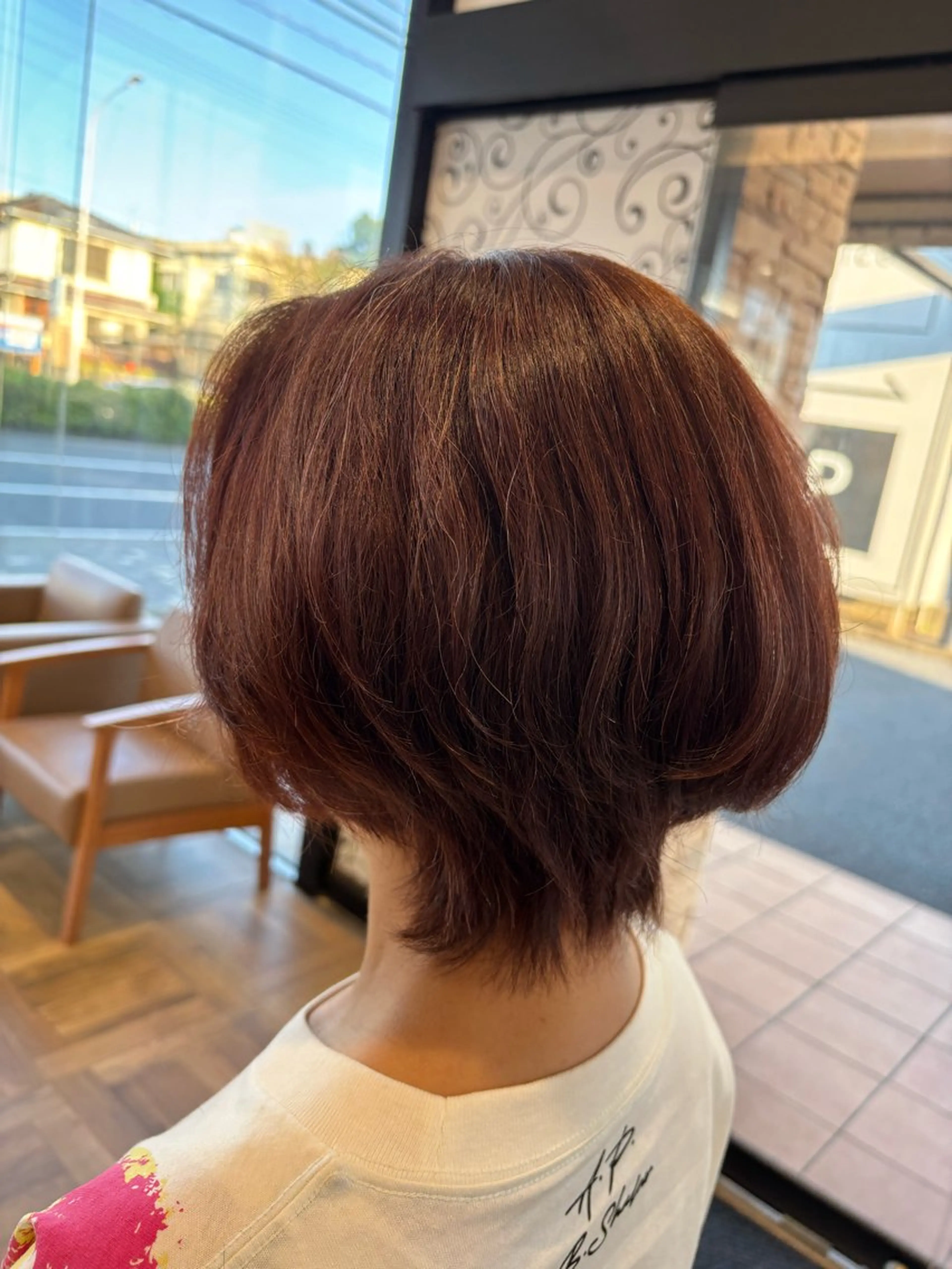 ショート カラー かわにし ゆきのヘアスタイル