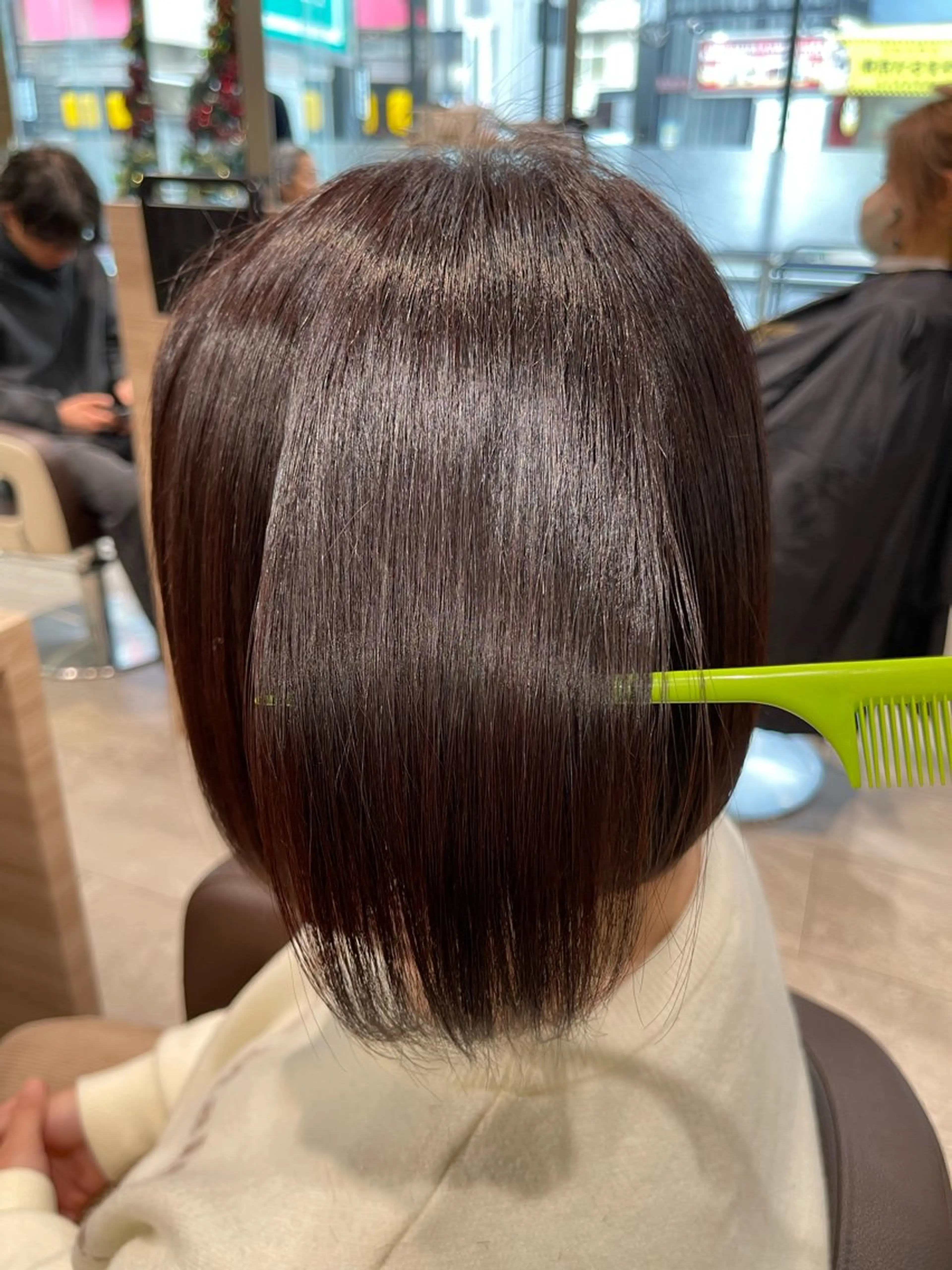 ミディアム カラー 土谷 寧音のヘアスタイル