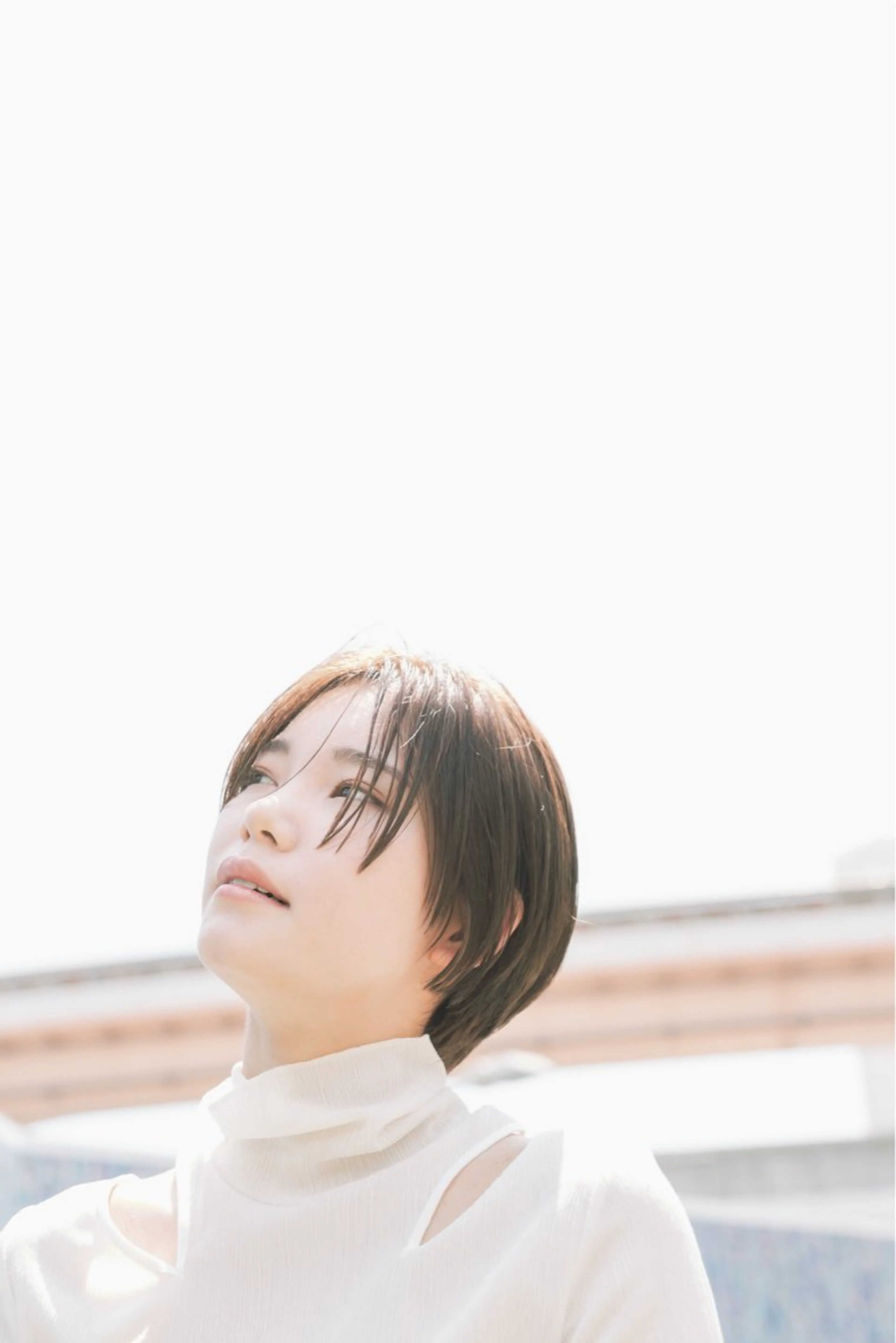 ショート カラー ツジガキ ユウスケのヘアスタイル