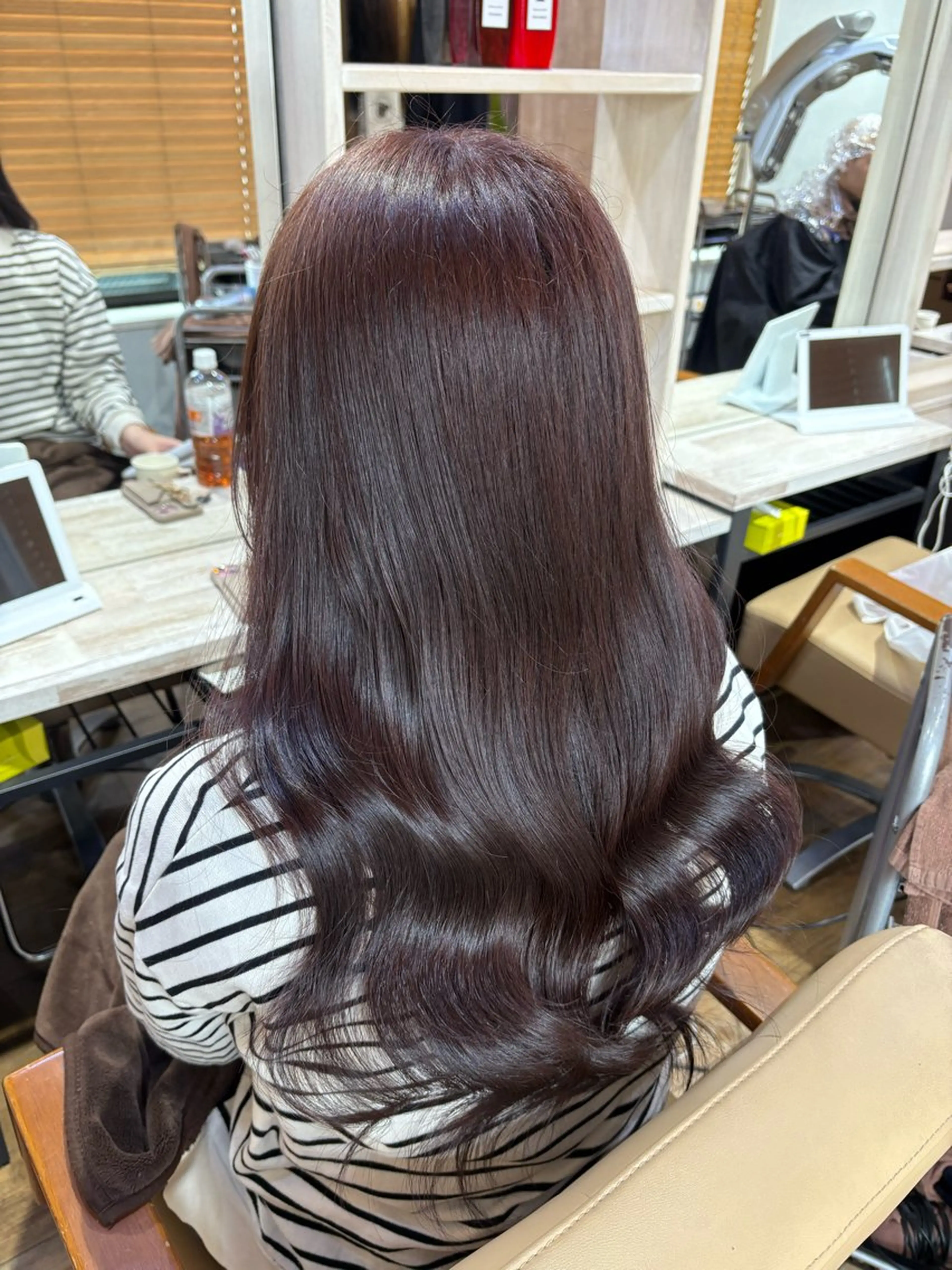 ロング カラー ラベンダーカラー 韓国レイヤーカット/ AIRIのヘアスタイル