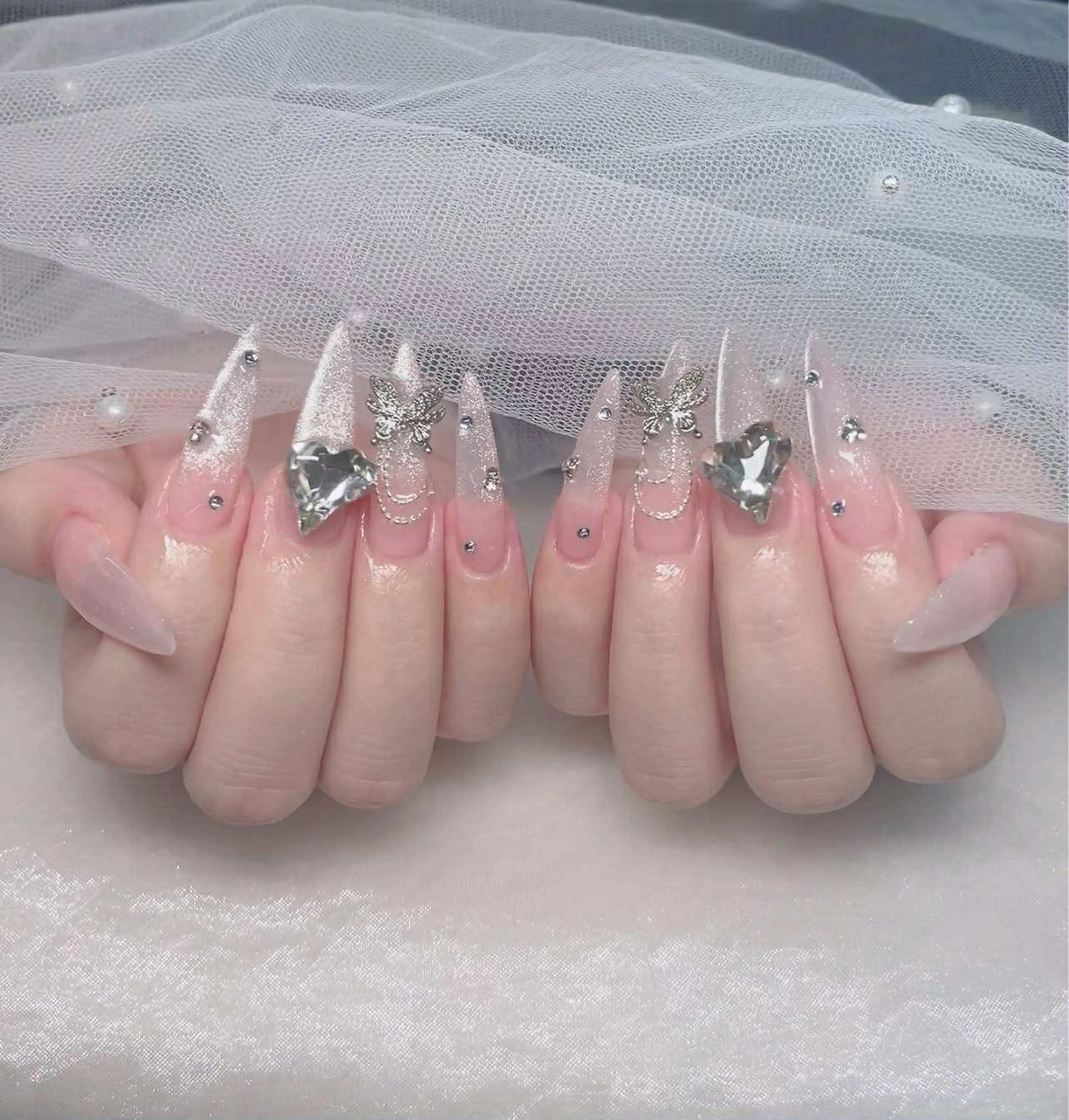 ネイル 韓国ネイル マグネットネイル 持ち込み ワンホンネイル ハンドネイル GOHOUBI Nail 心斎橋店のネイルデザイン
