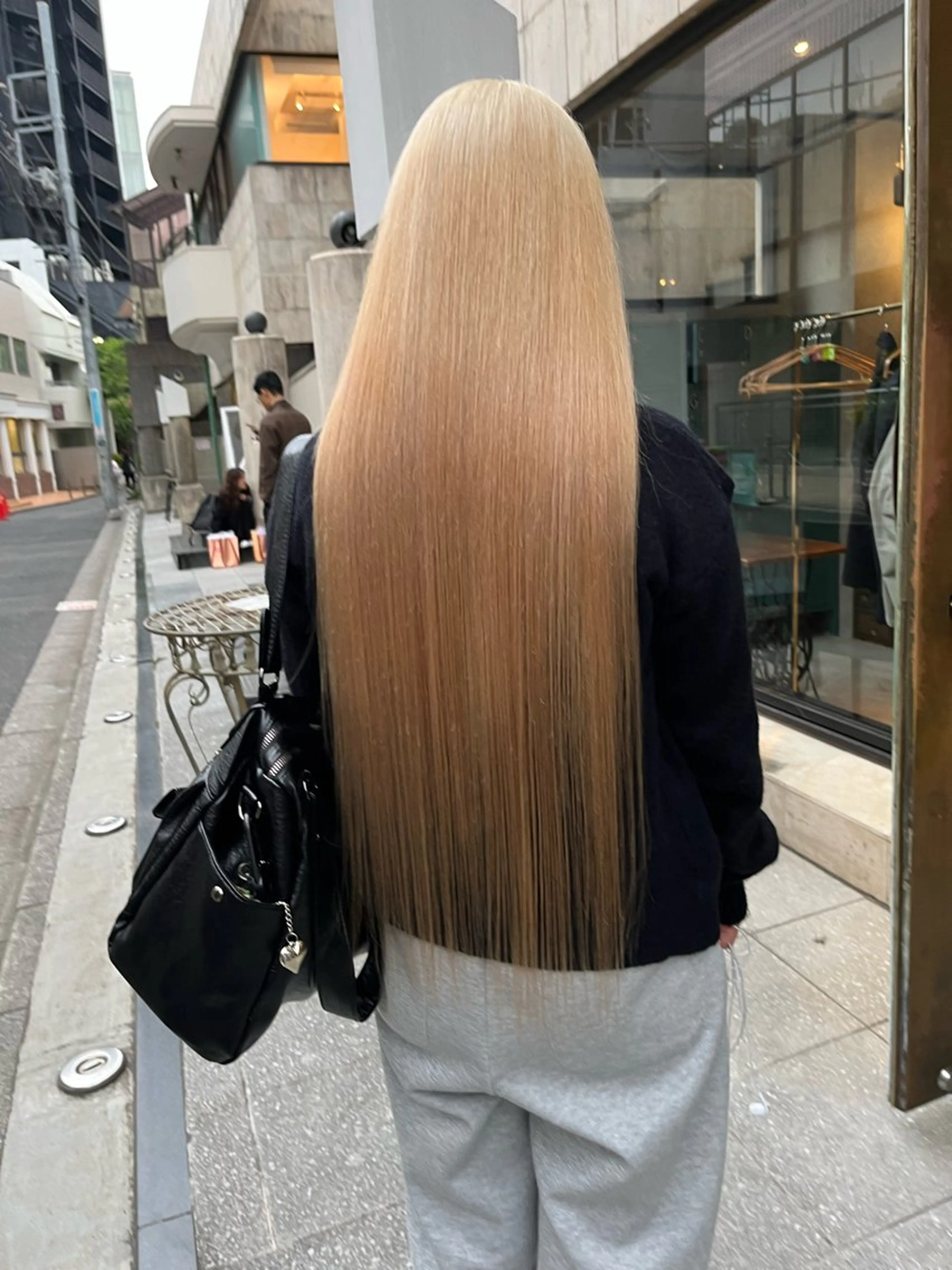 ロング カラー ヘアアレンジ ヘアカラー トリートメント ハイトーン/美髪矯正 🍃大江拓実のヘアスタイル