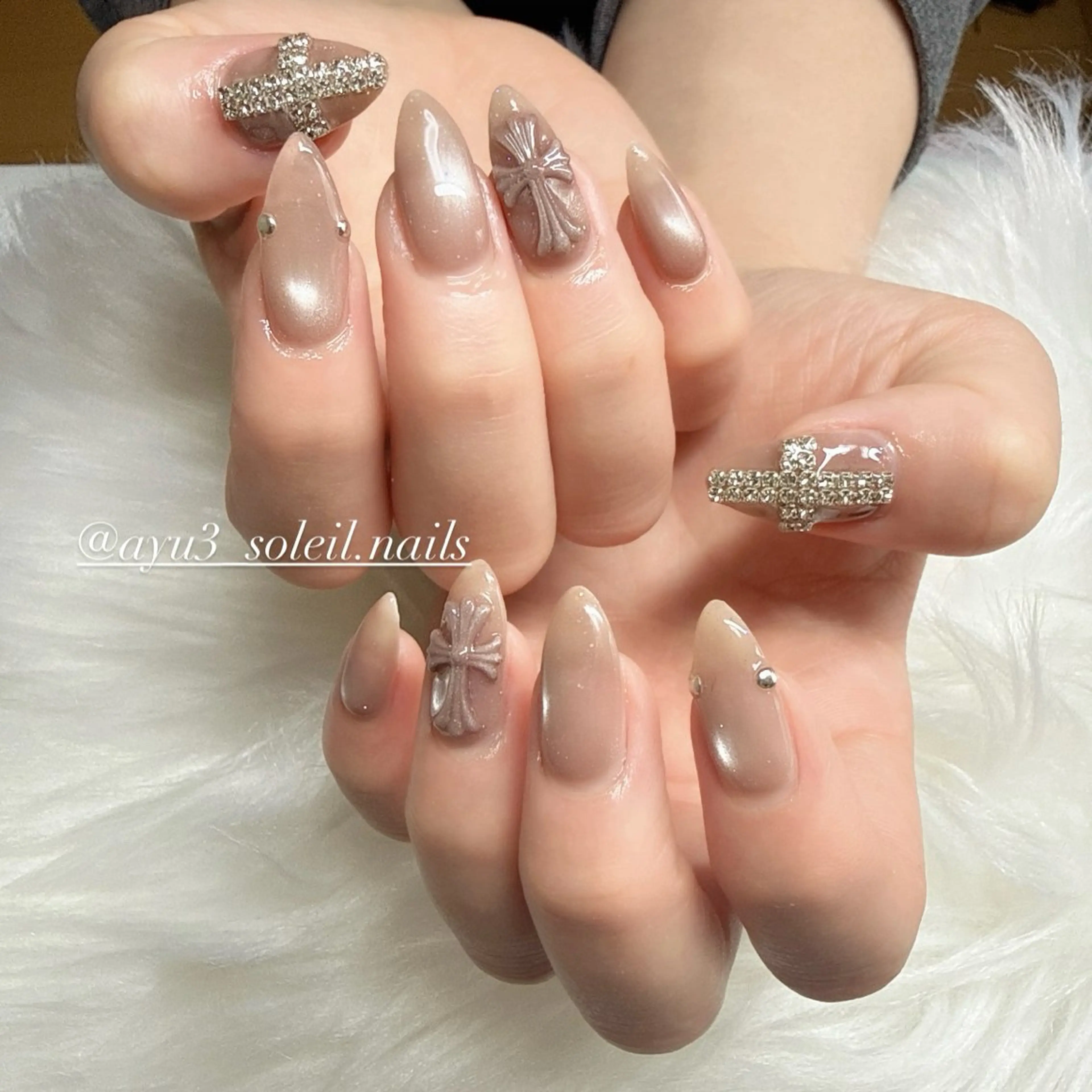 ネイル ハンドネイル 大橋 歩美のネイルデザイン