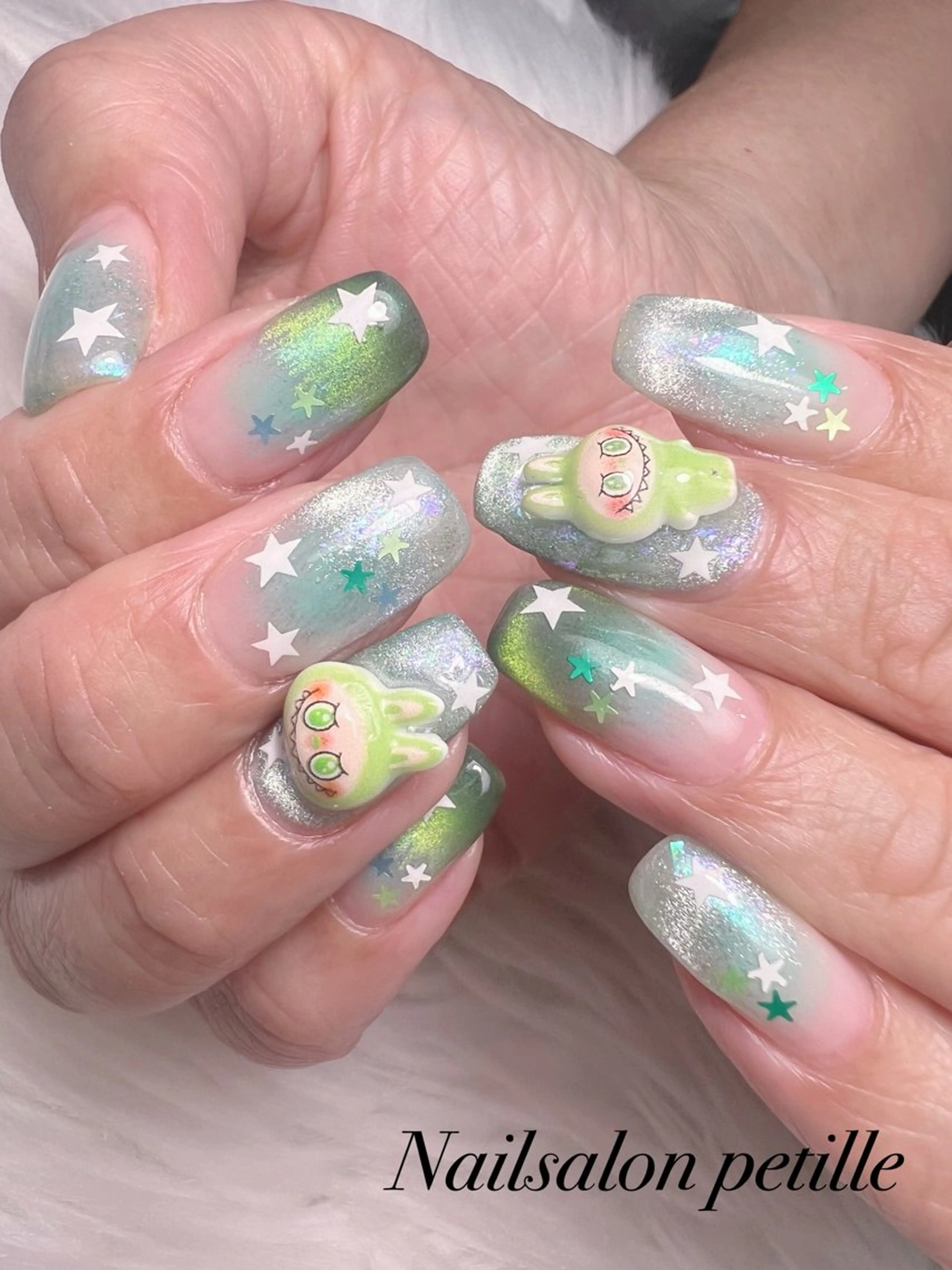 ネイル ハンドネイル Nailsalon petille所属・H azのネイルデザイン