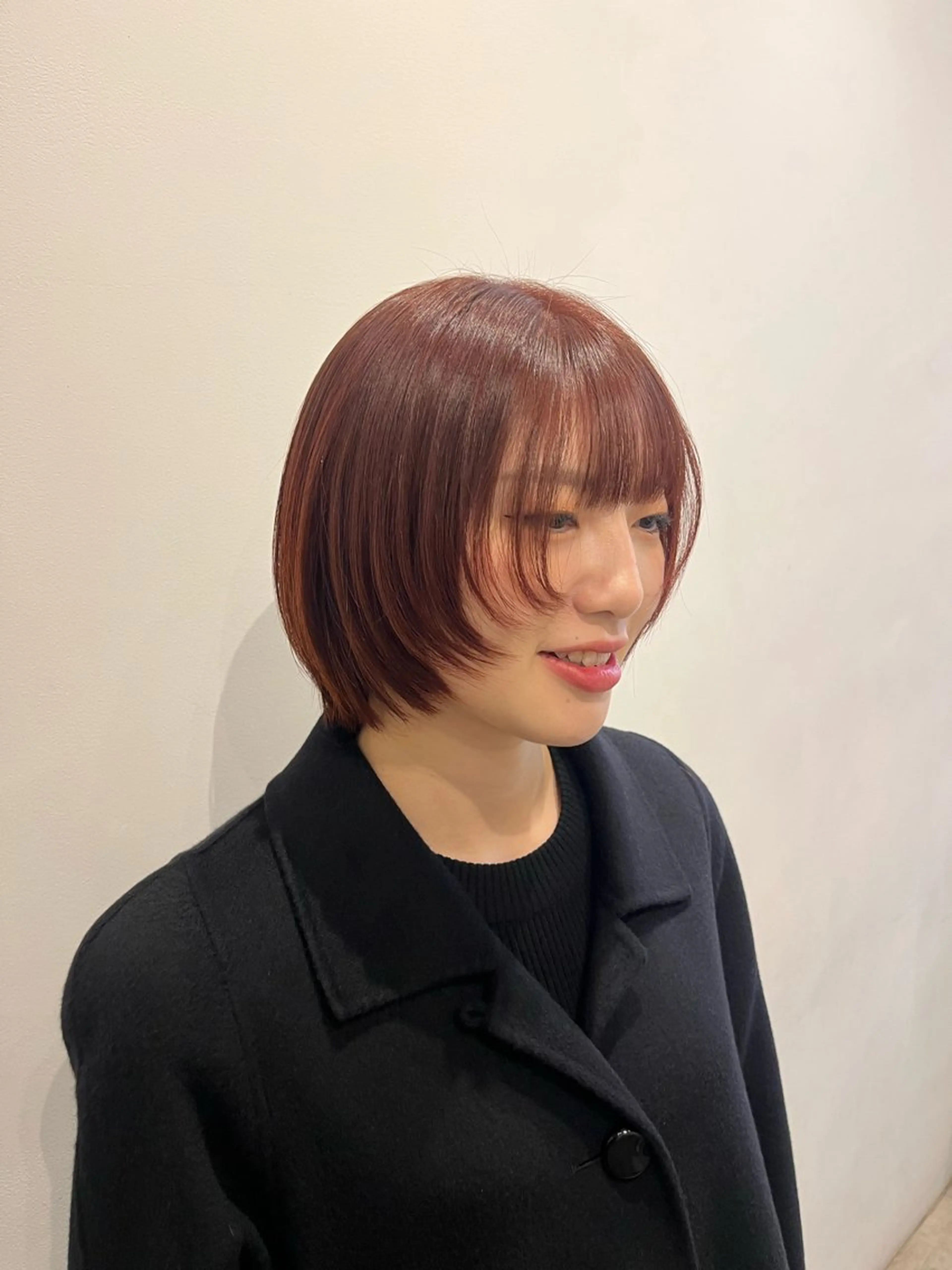 ショート ヘアカラー マアヤ/ハイトーン /ハイレイヤーのヘアスタイル