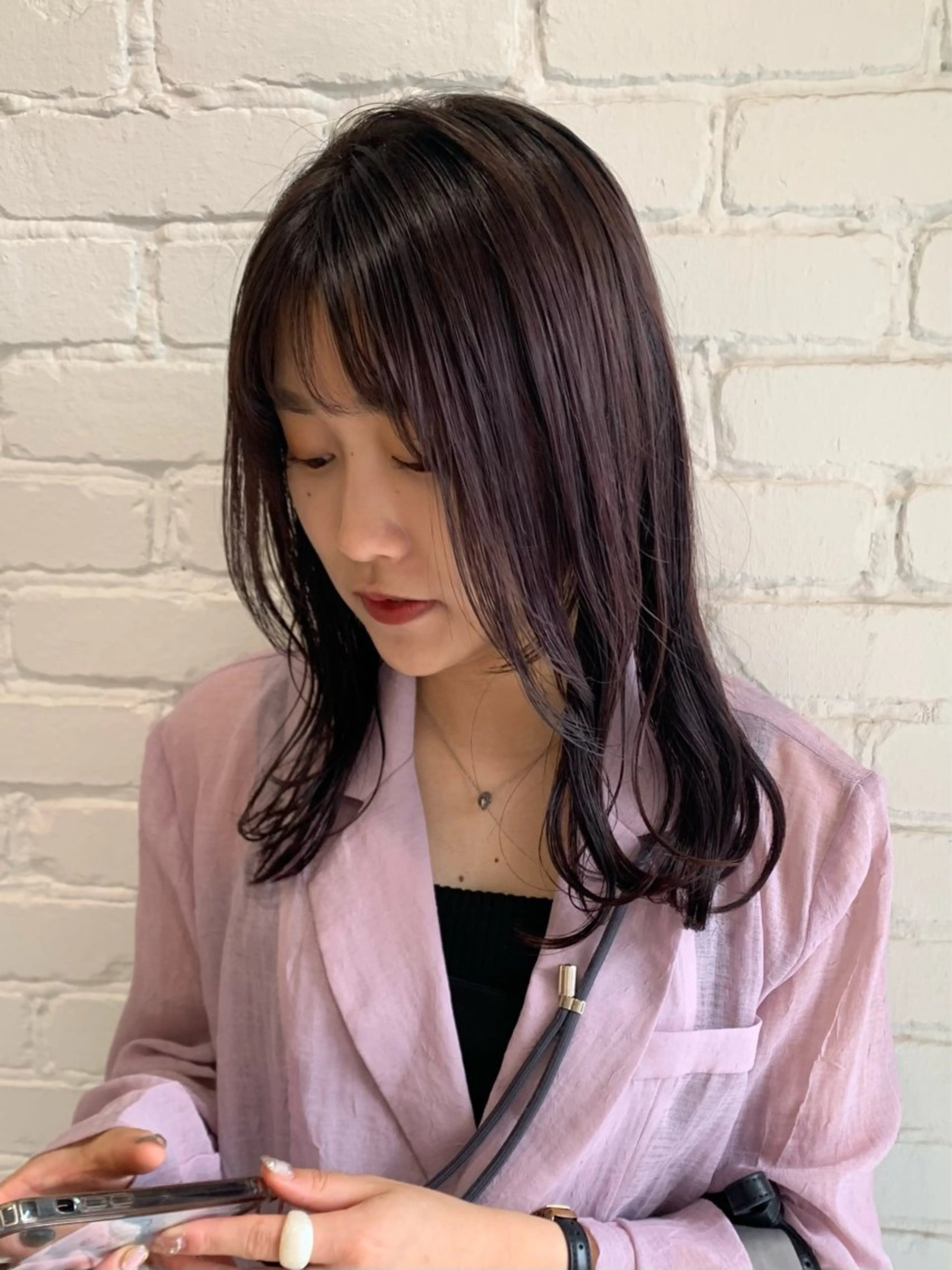 セミロング カラー ラベンダーカラー ラベンダーピンク ピンクカラー 澤田 しおりのヘアスタイル