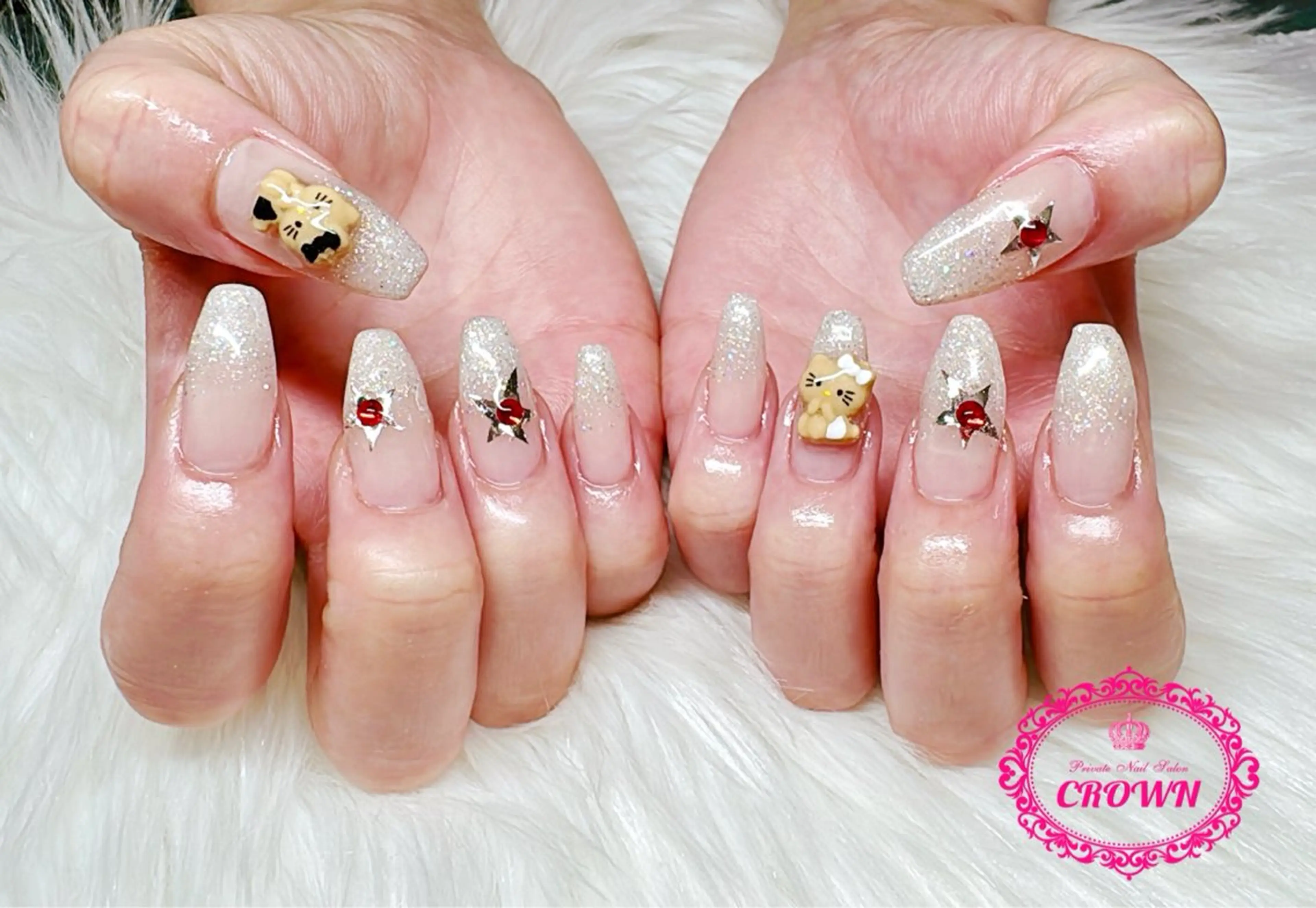 ネイル CROWN プライベートサロンのネイルデザイン