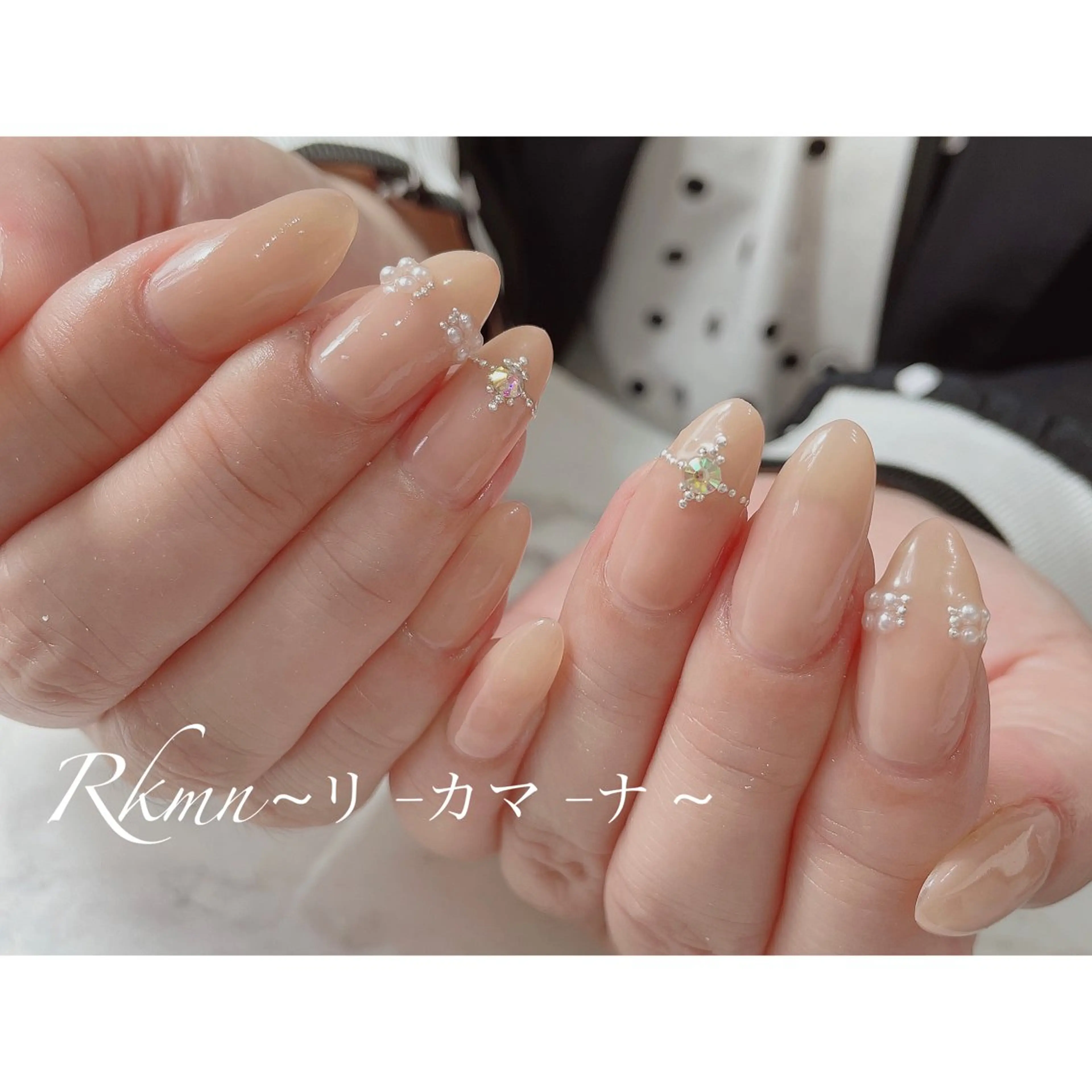 ネイル アートネイル シンプルネイル 春ネイル ストーンネイル ハンドネイル フットネイル ハンドケア Rkmn ~リ-カマ-ナ~のネイルデザイン