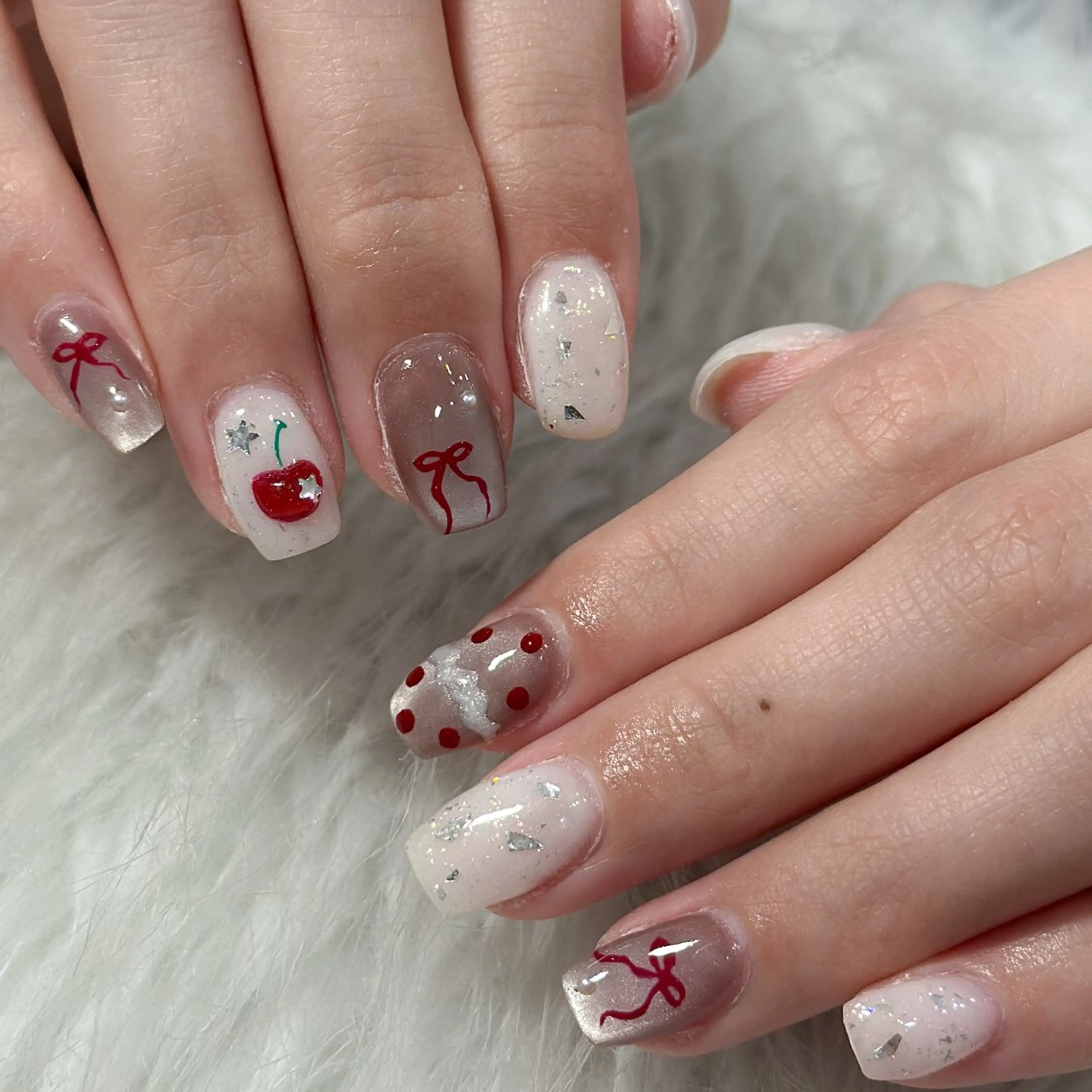 ネイル ハンドネイル フットネイル LAVISH nanamiのネイルデザイン