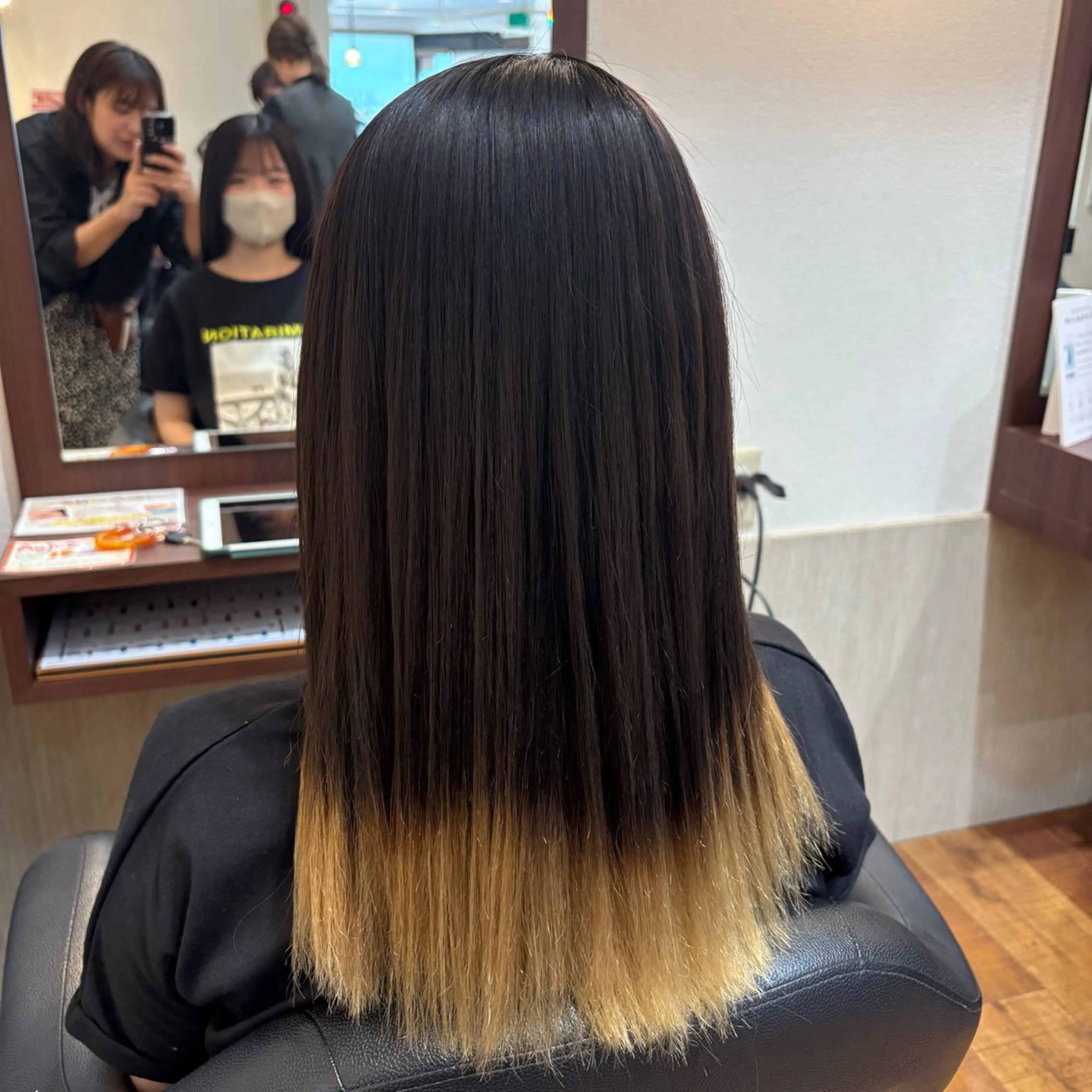 セミロング 髪質改善カラー 縮毛矯正🤍辻桃加のヘアスタイル