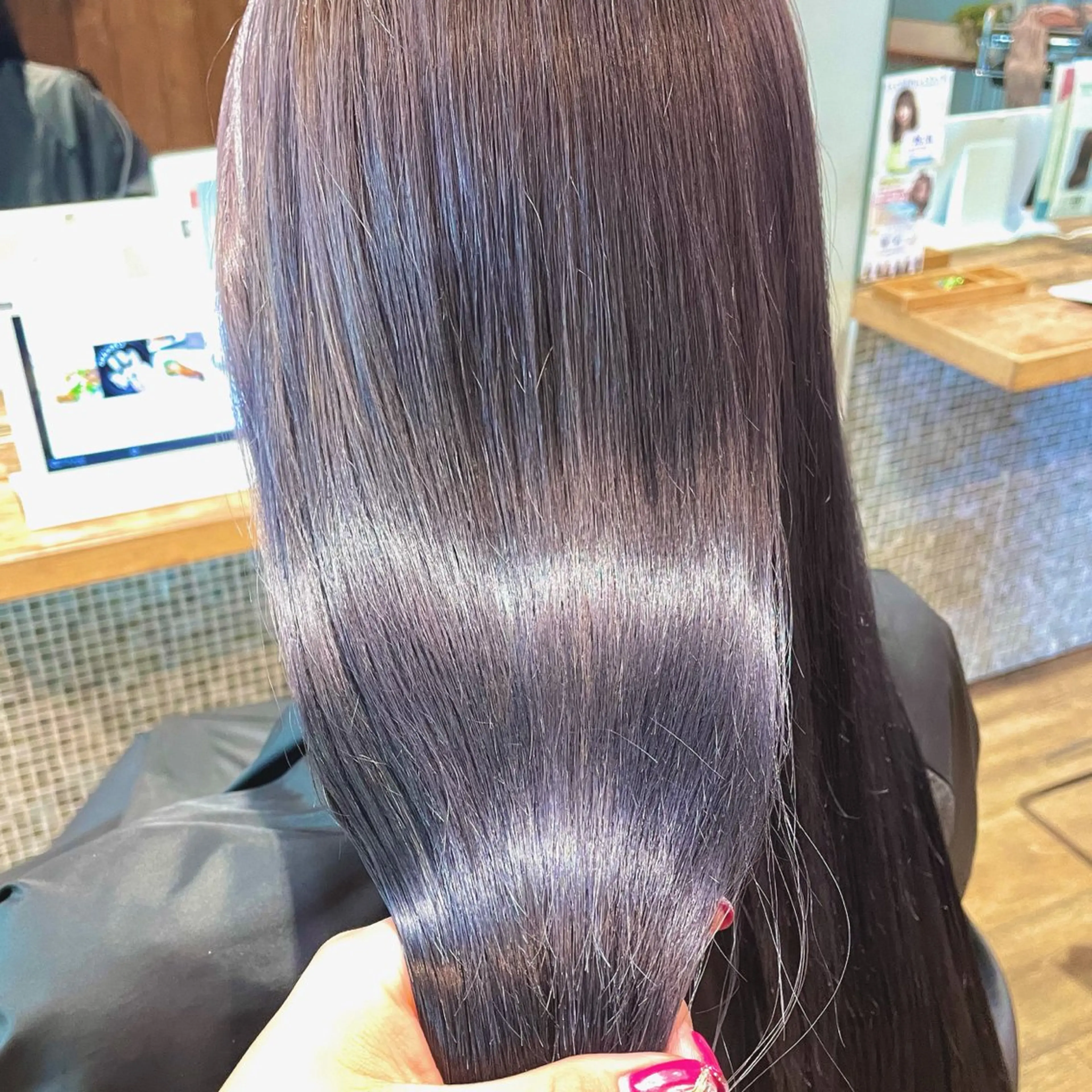 セミロング カラー ヘアカラー 💘韓国レイヤー上 品カラーruru💘のヘアスタイル