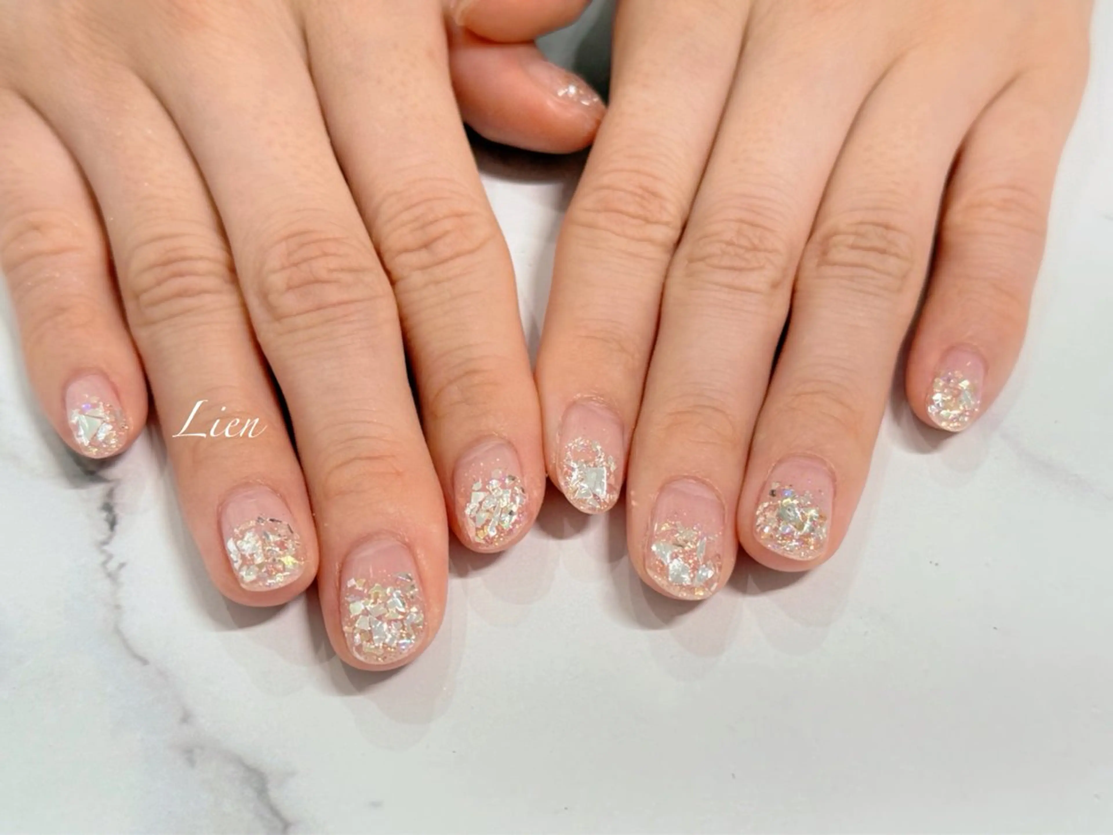 ネイル 長さ出し フットネイル フレンチネイル ジェルネイル ガラスフレンチ ハンドネイル Lien（リアン） 銀座駅6分のネイルデザイン