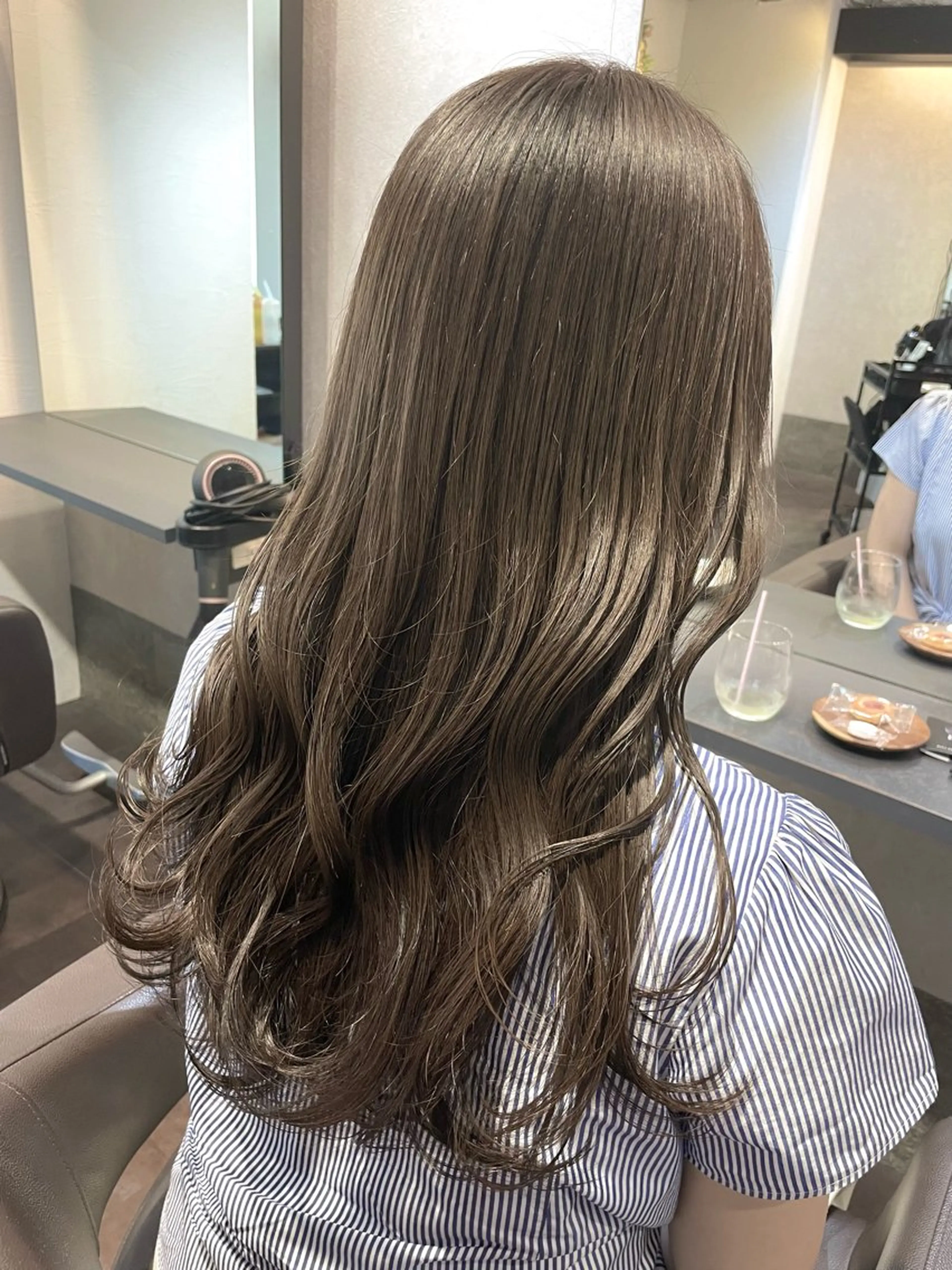 🔥早い者勝ち！平日11時​〜​17時まで⭐️カットエイルオリジナル赤み消しカラー13200円→10000円⭐️の写真