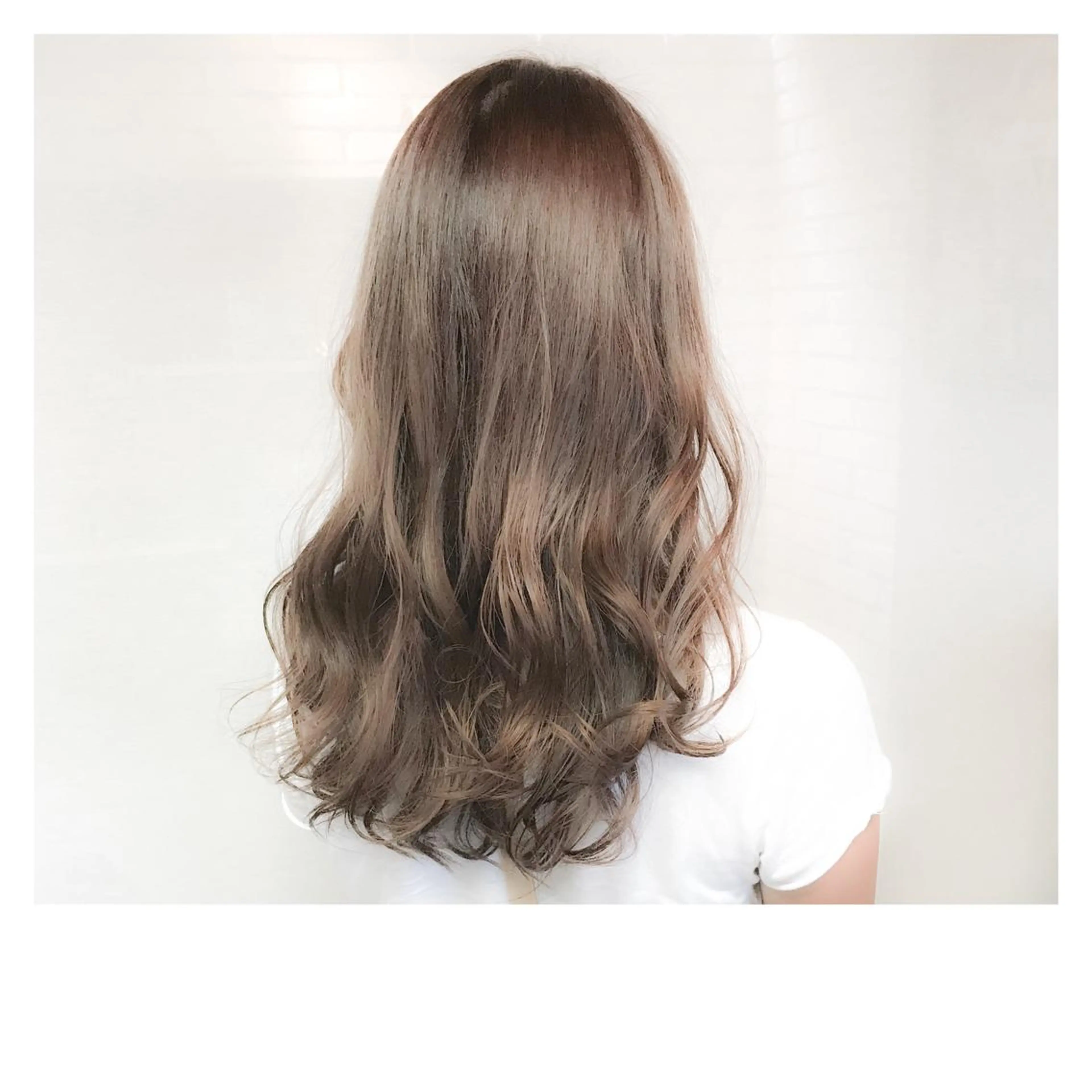 ロング カラー ベージュカラー カット ヘアカラー トリートメント 髪質改善、縮毛矯正 店長浅野太郎のヘアスタイル