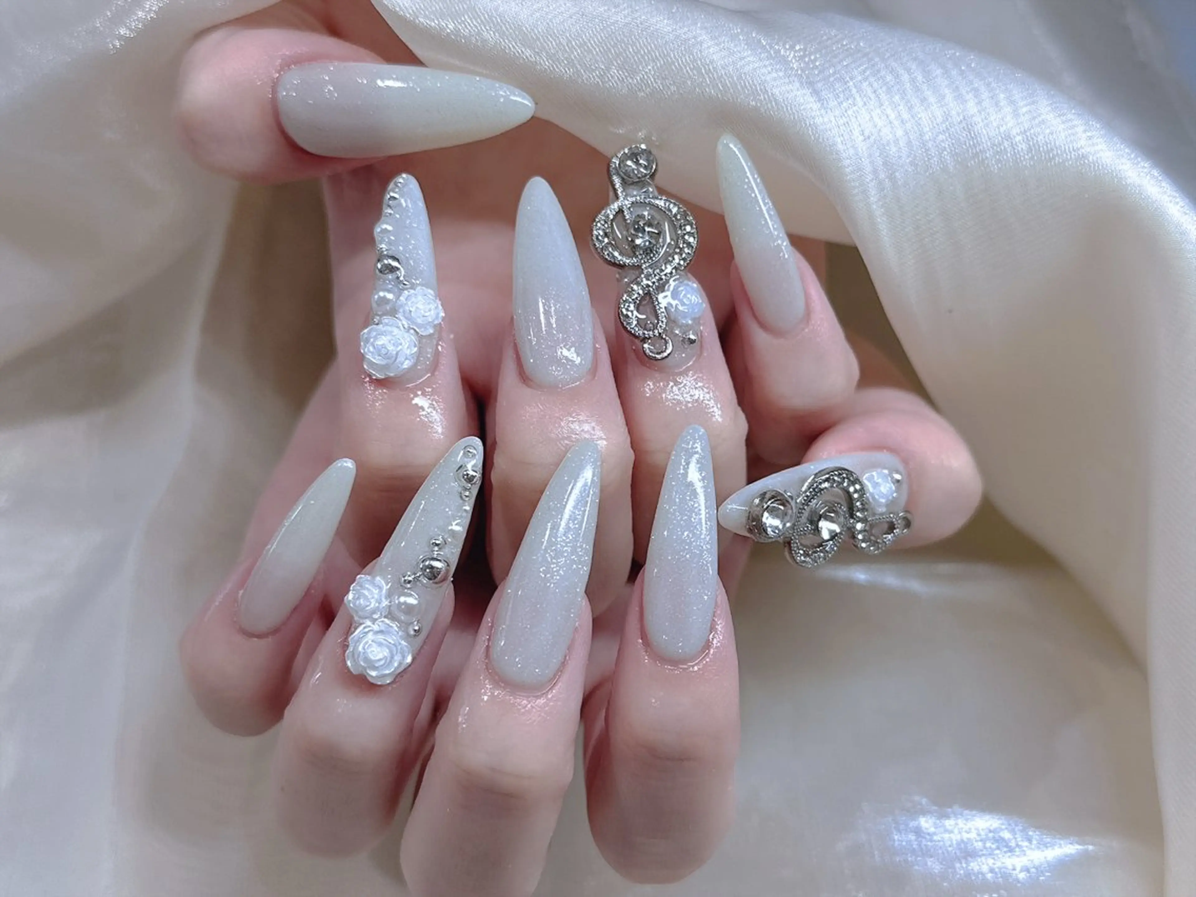 ネイル ハンドネイル エムズ エムズのマツエク・マツパデザイン