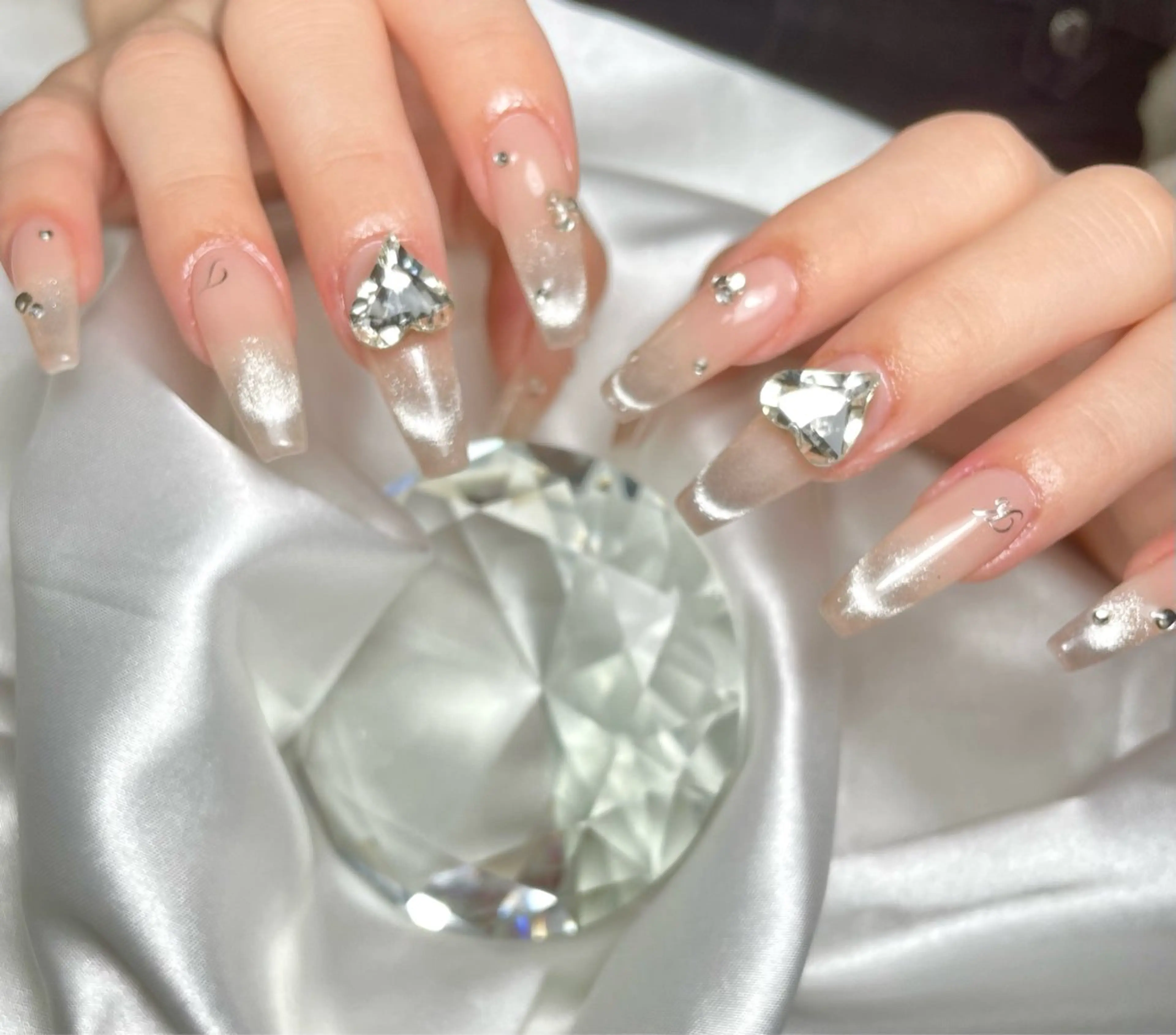 ネイル 成人式 フットネイル フレンチネイル ジェルネイル 韓国ネイル nail salon fee（フィー）のネイルデザイン