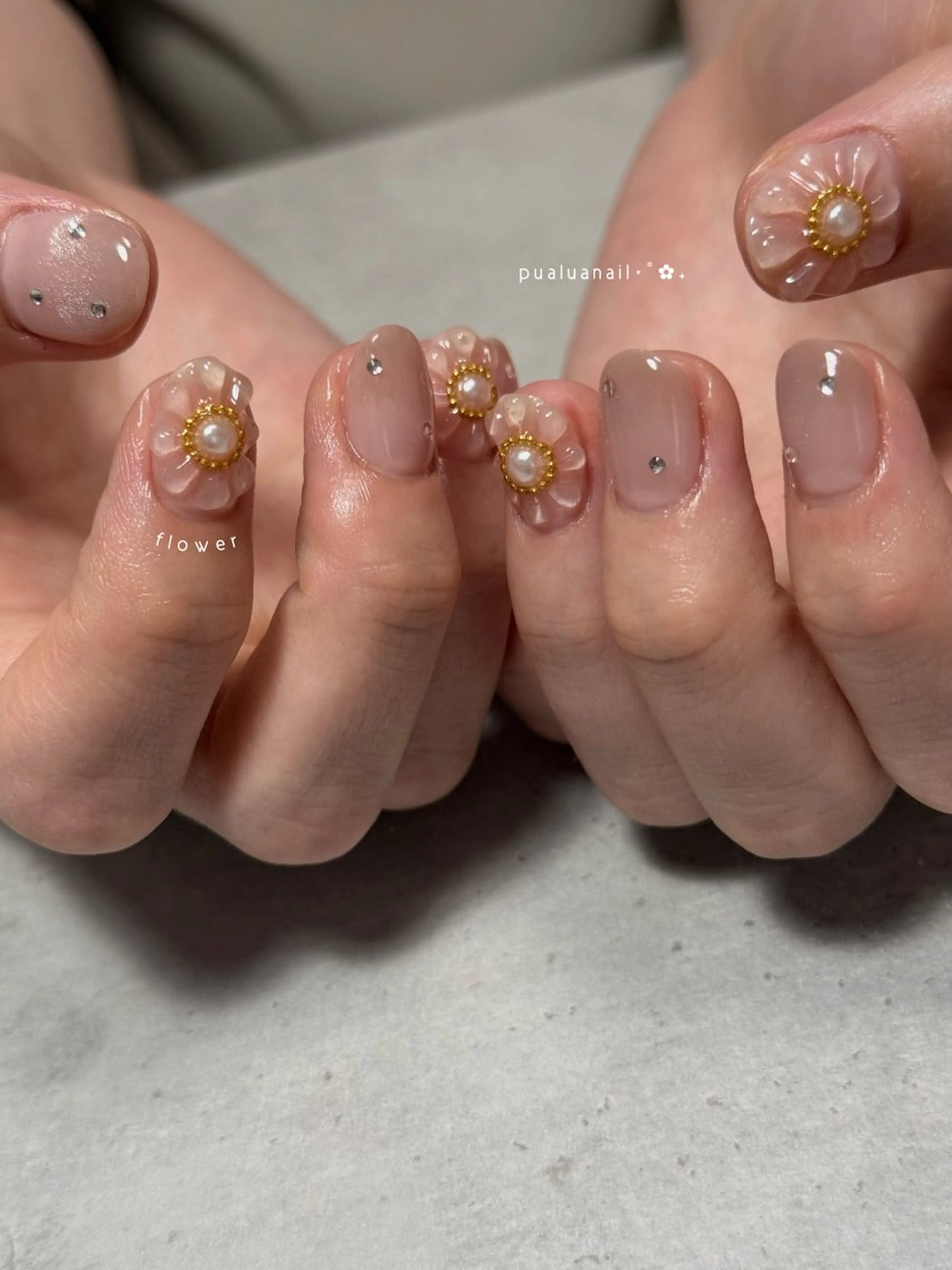 ネイル ハンドネイル pualua miharuのネイルデザイン