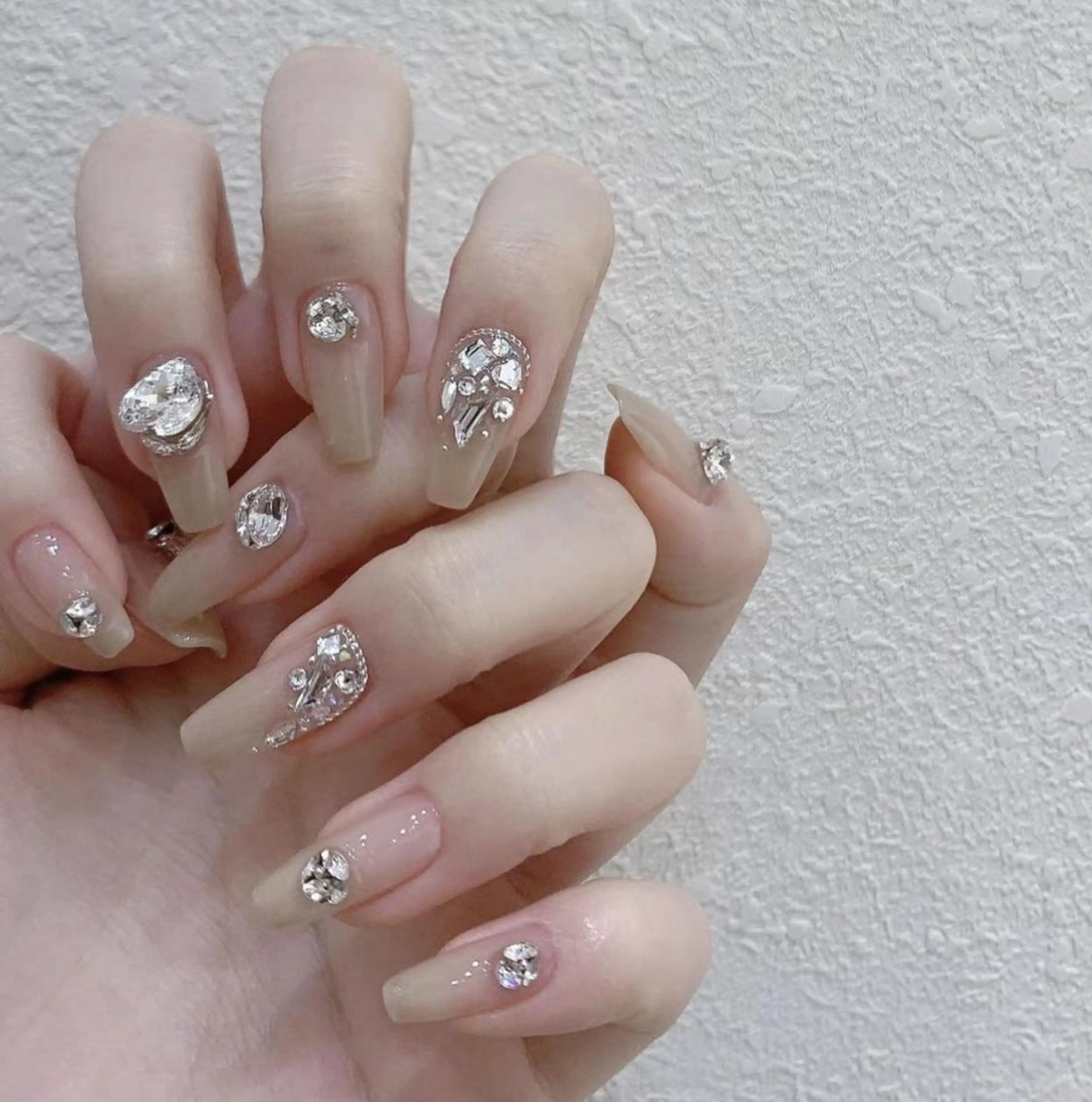 ネイル アートネイル 長さ出し ネイルチップ Queens ひなのネイルデザイン