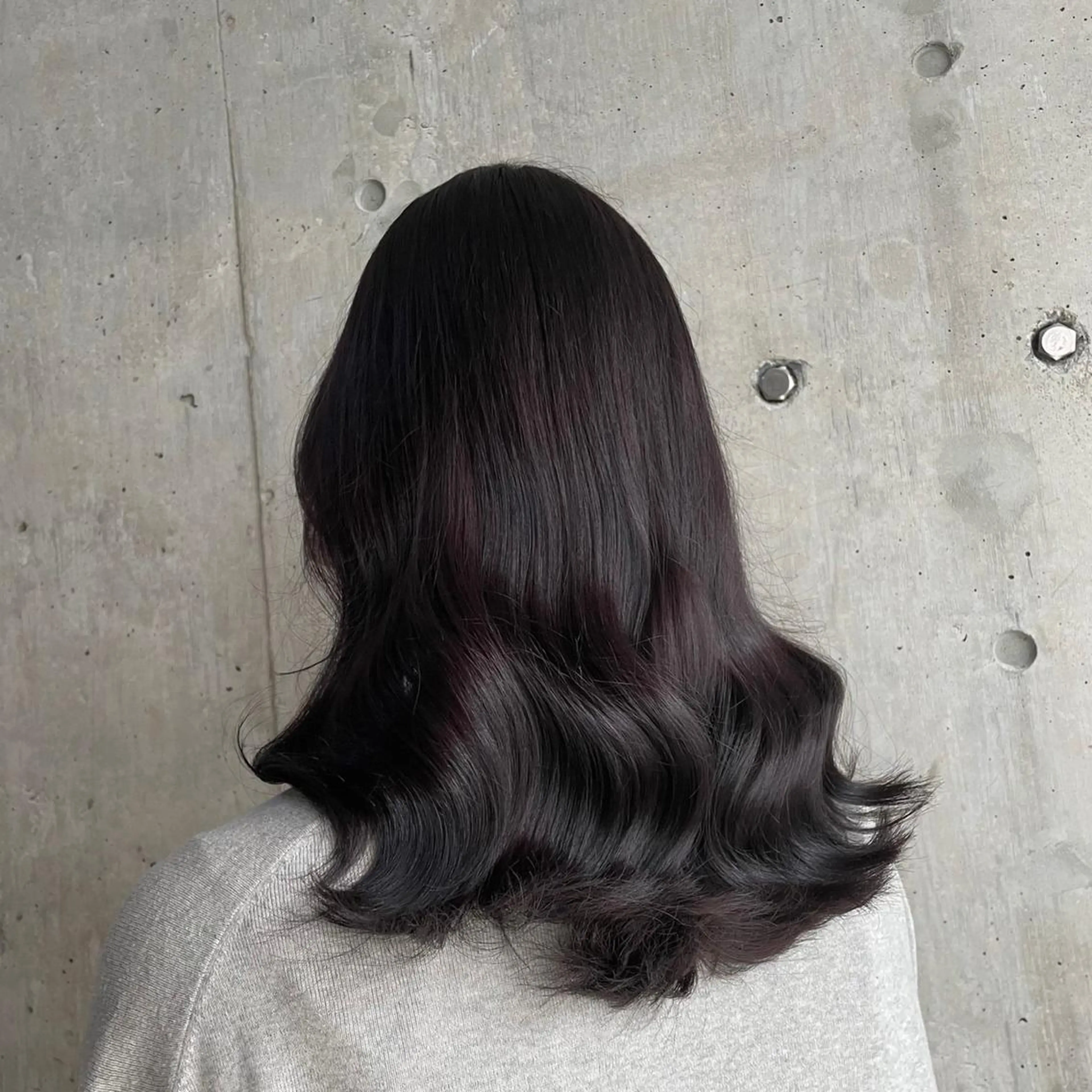 ロング カラー ヘアアレンジ 🩵色落ち可愛い 寒色カラー🩵のヘアスタイル