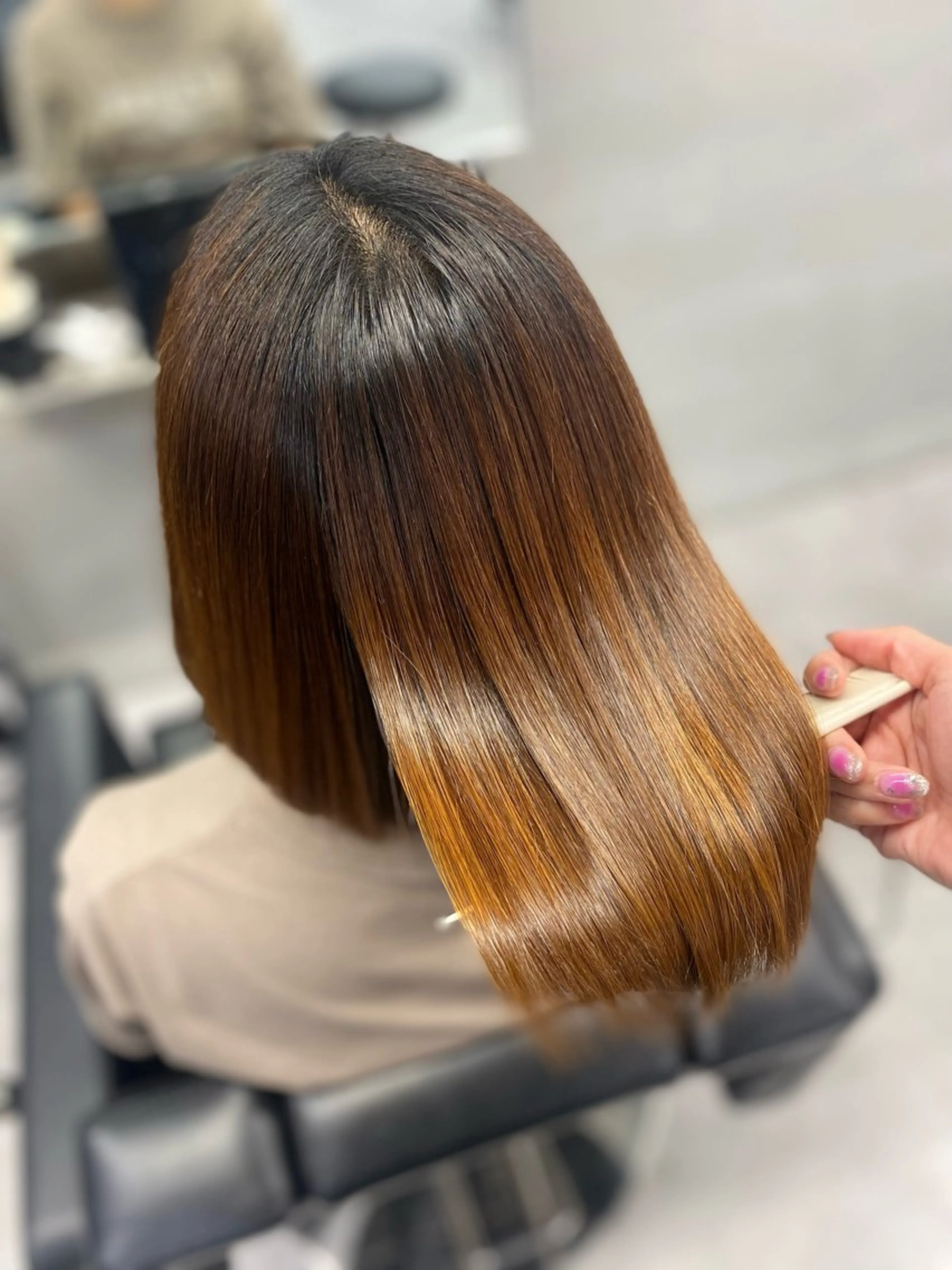 ミディアム 縮毛矯正 トリートメント 艶髪/縮毛矯正 🫧辻野海羽のヘアスタイル