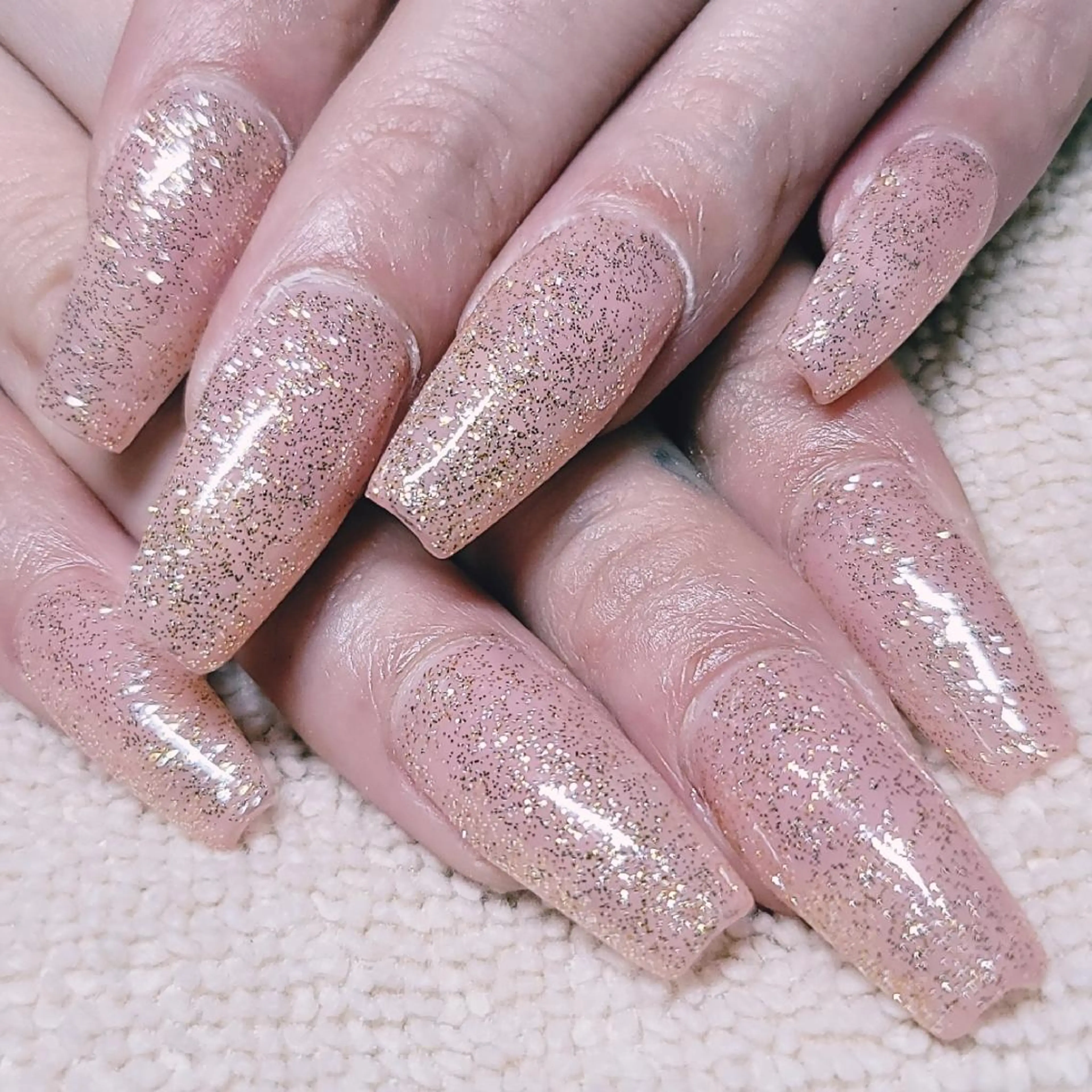 ネイル ゴールド ラメ(グリッター) ピンク ピンクベージュ ハンドネイル よしだ ひろきのネイルデザイン