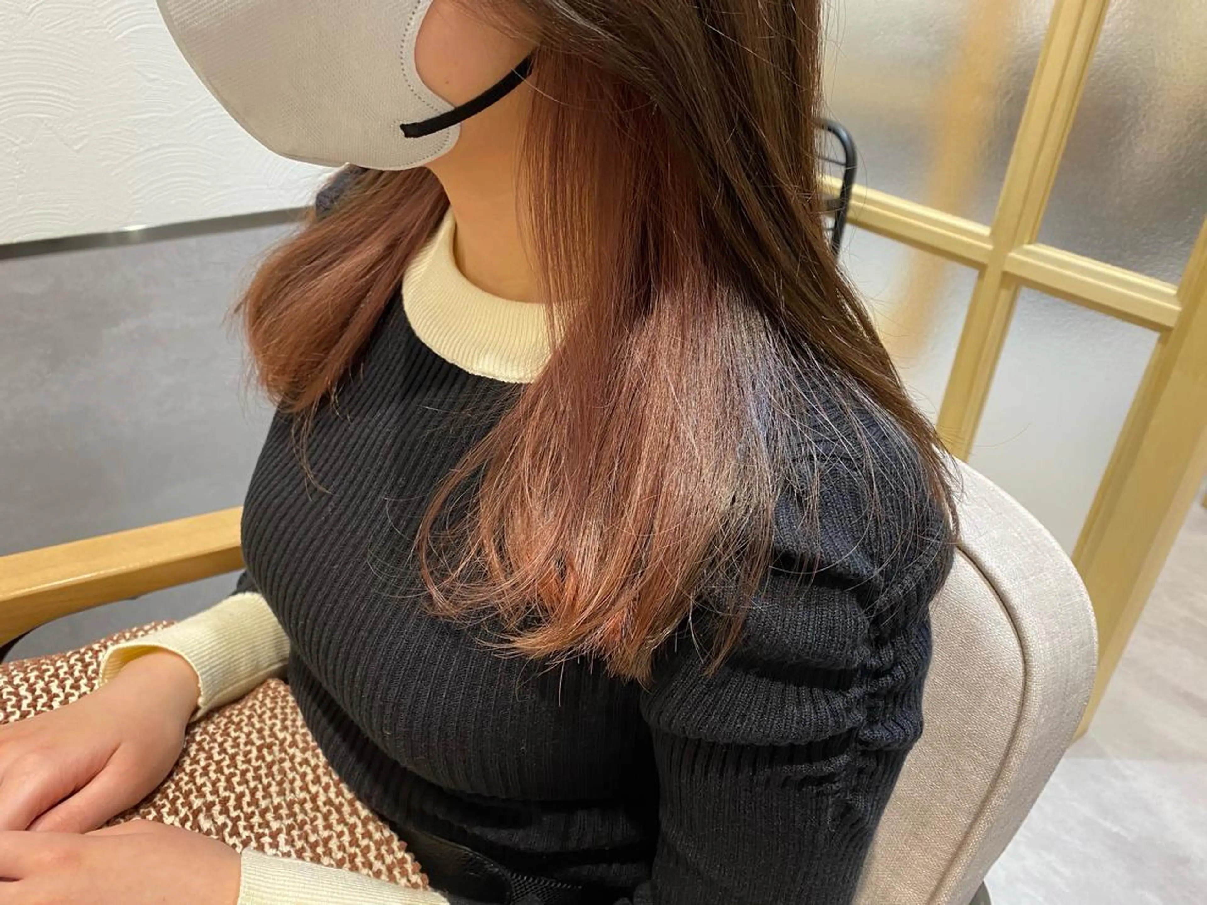 セミロング カラー やまぐち あやみのヘアスタイル