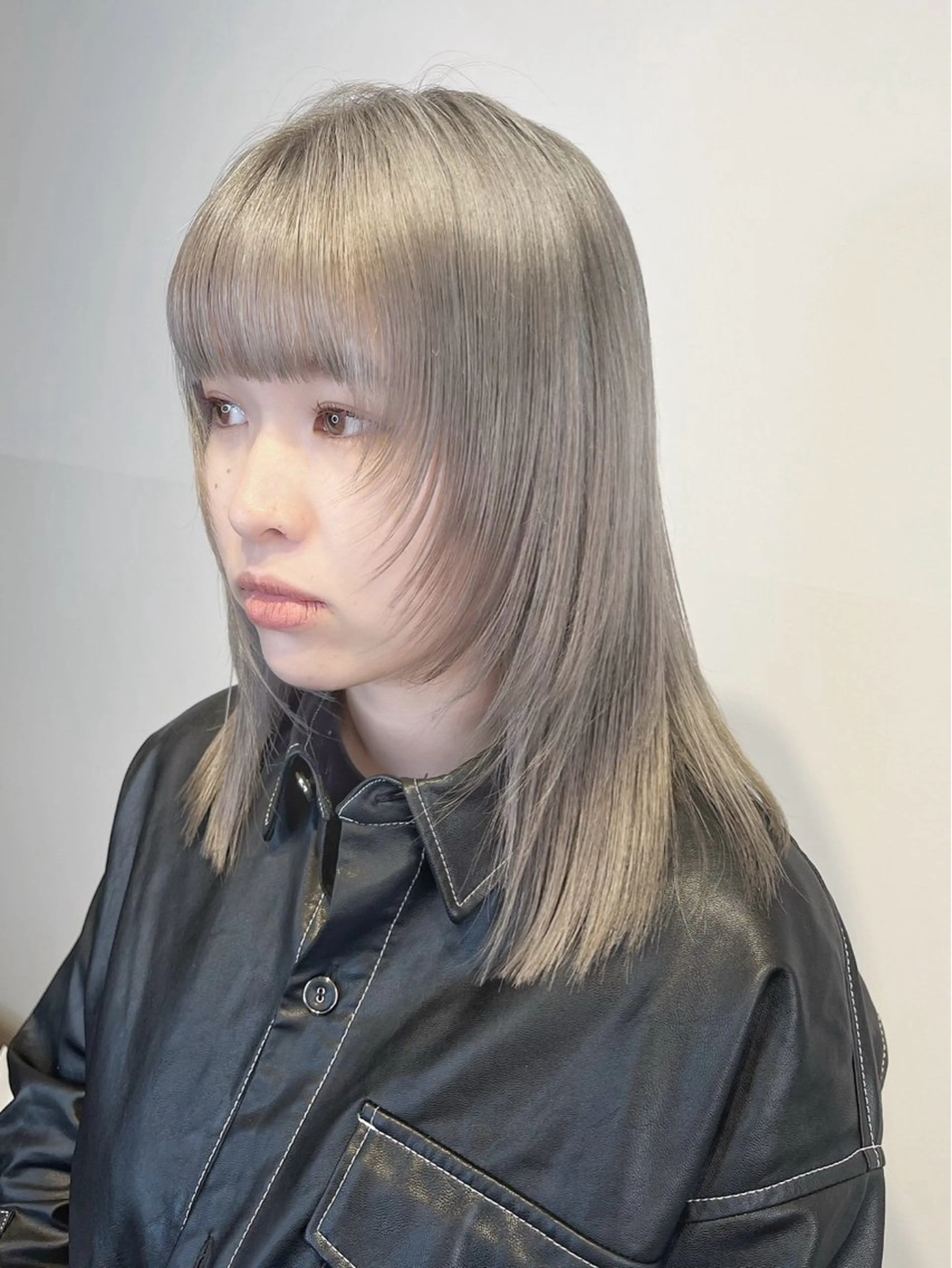 ミディアム 🧤ル ウ🧤のヘアスタイル