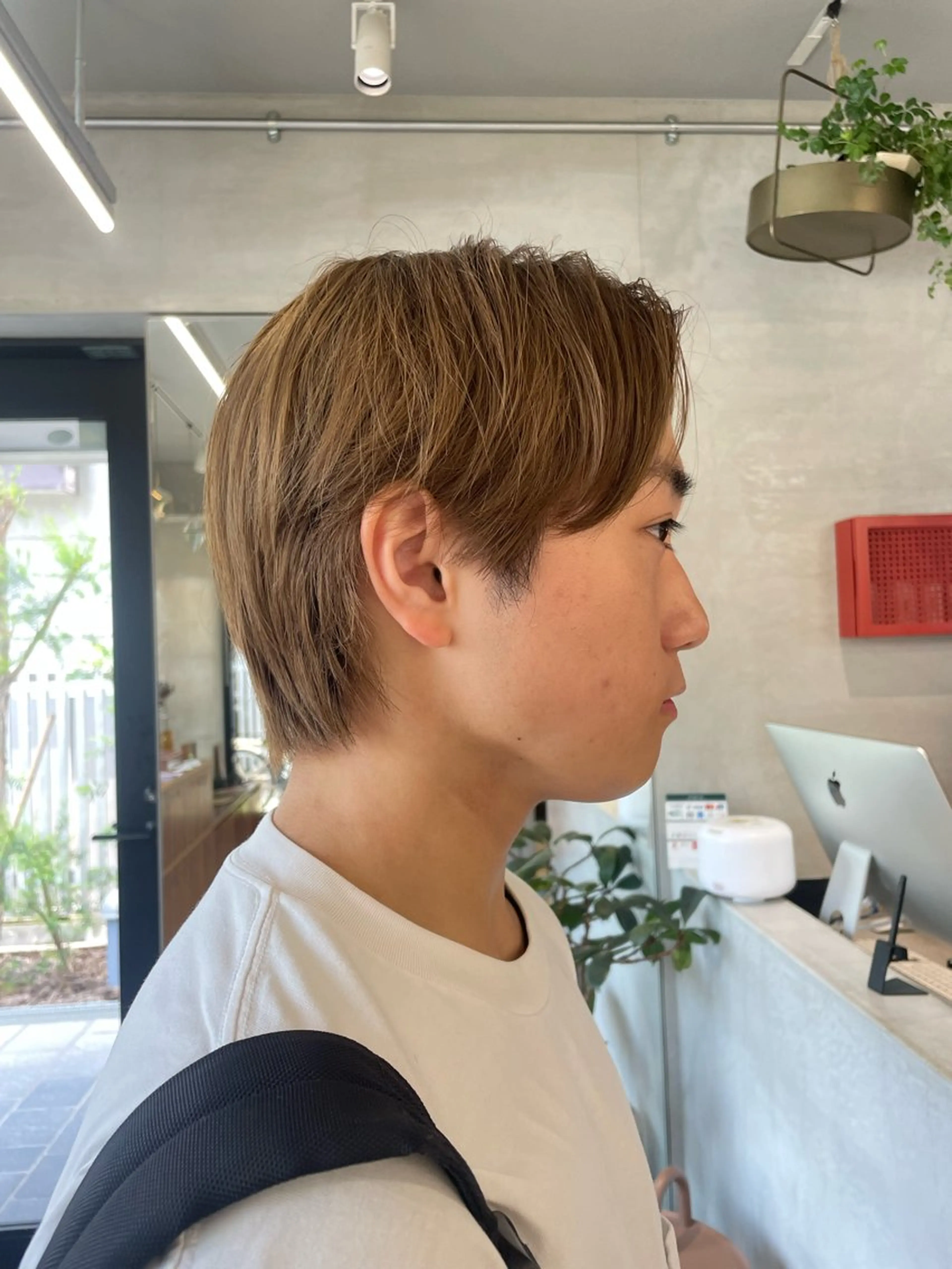 カラー メンズ カット ヘアカラー 鶴井 美空のヘアスタイル