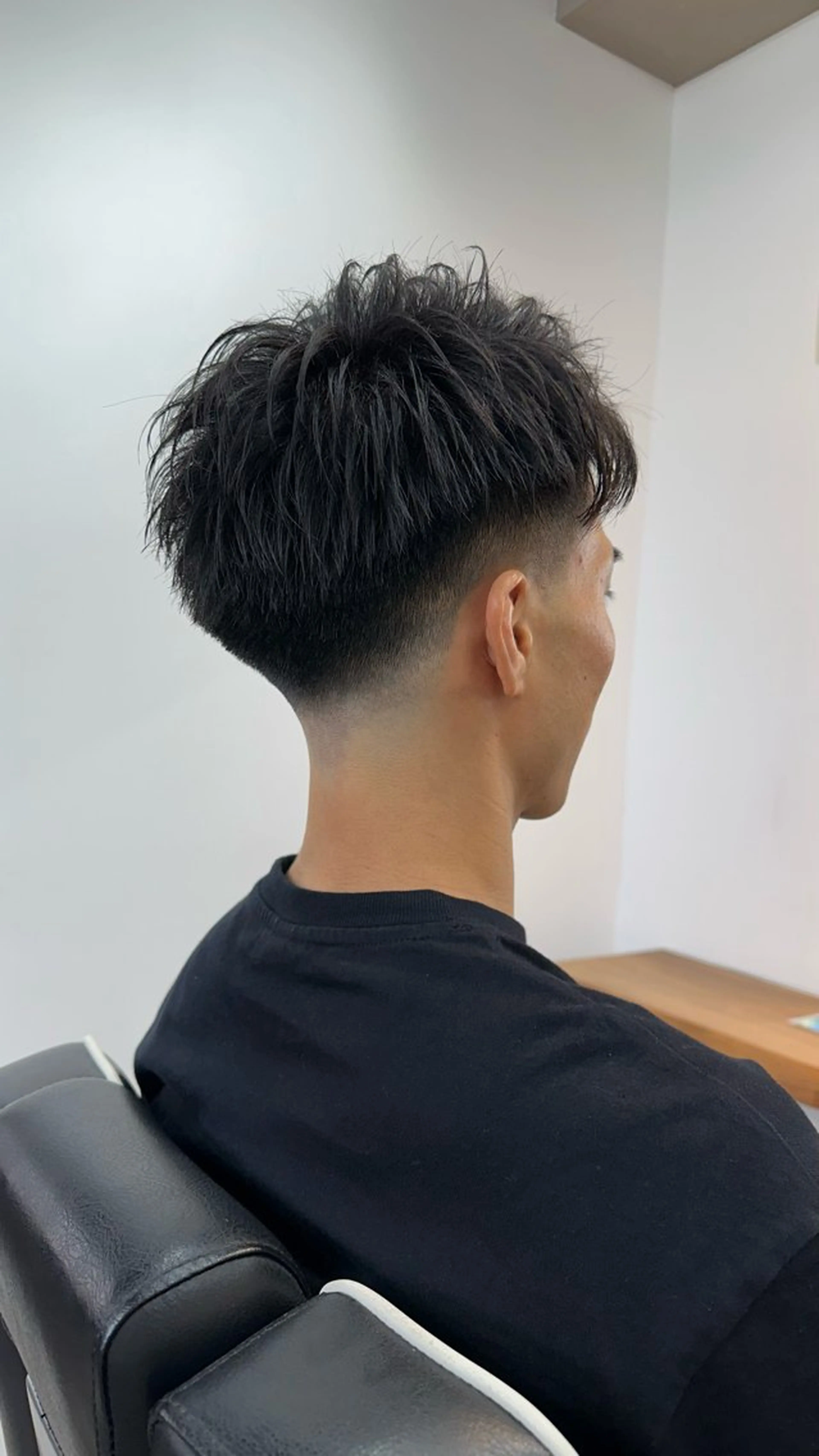 メンズ 律喜/パーマ /メンズ/フェードのヘアスタイル