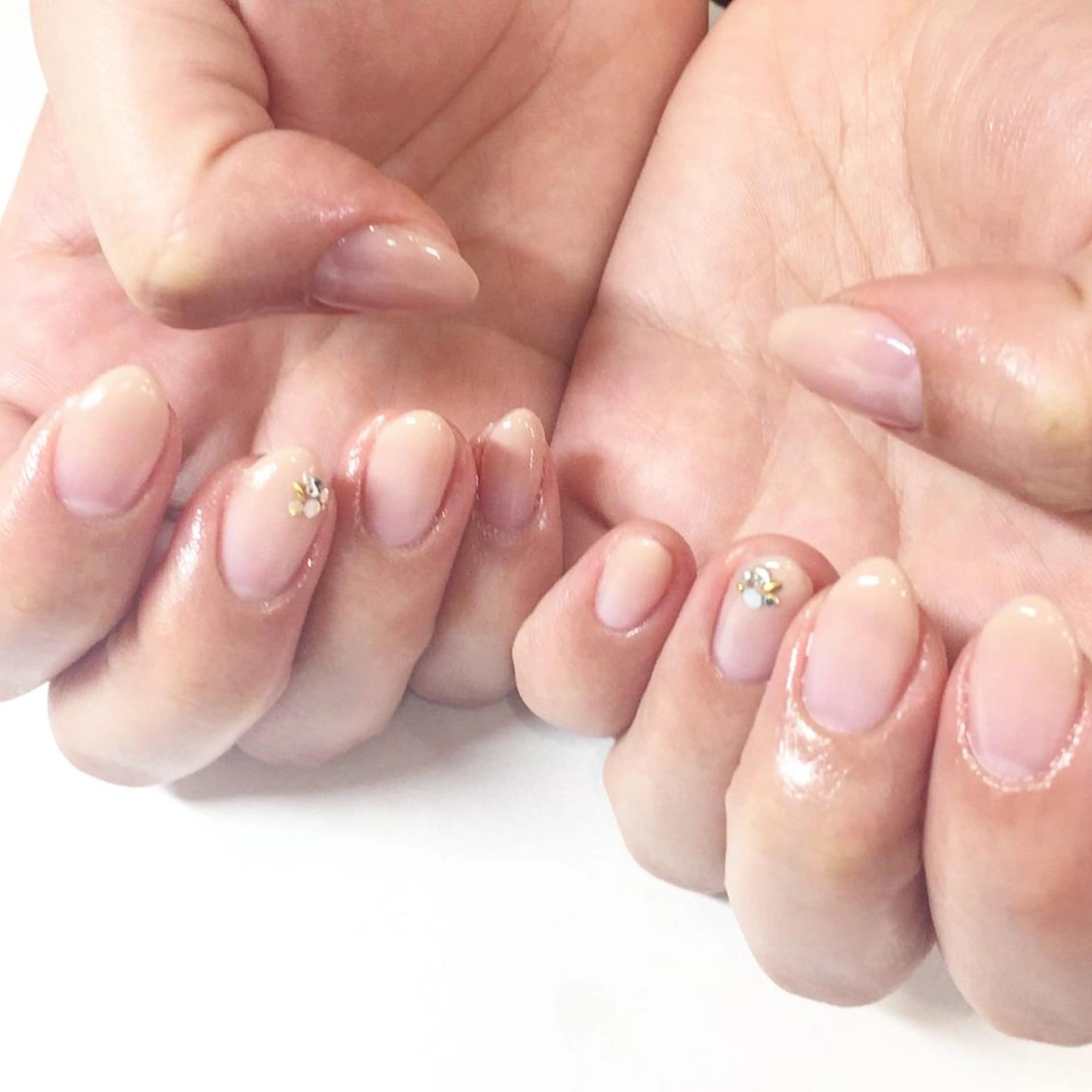 ネイル グラデーション ハンドネイル フットネイル Minami 🍓のネイルデザイン