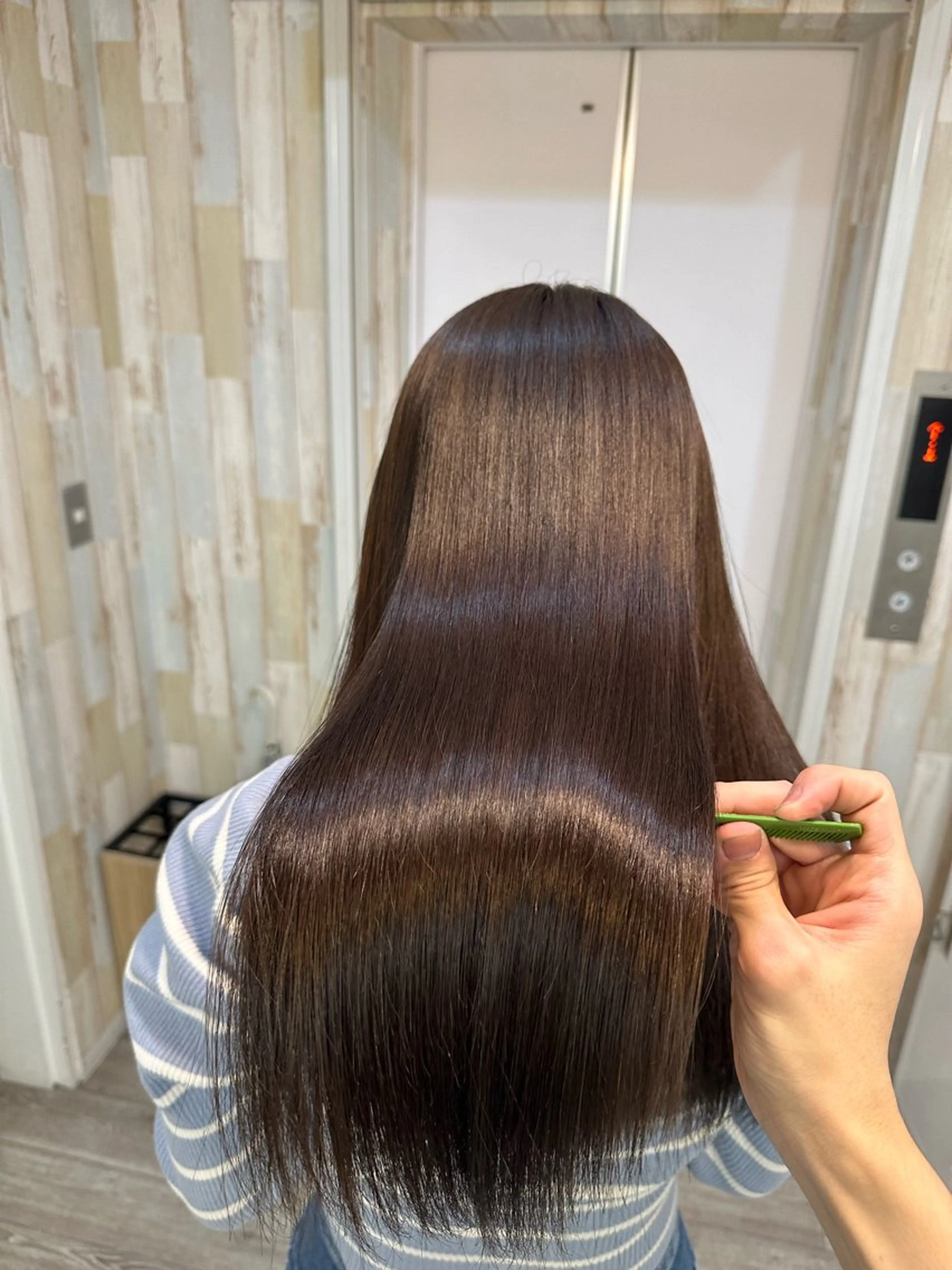 ロング 髪質改善 トリートメント カット ヘアカラー トリートメント KEIGO/ ベージュカラーのヘアスタイル