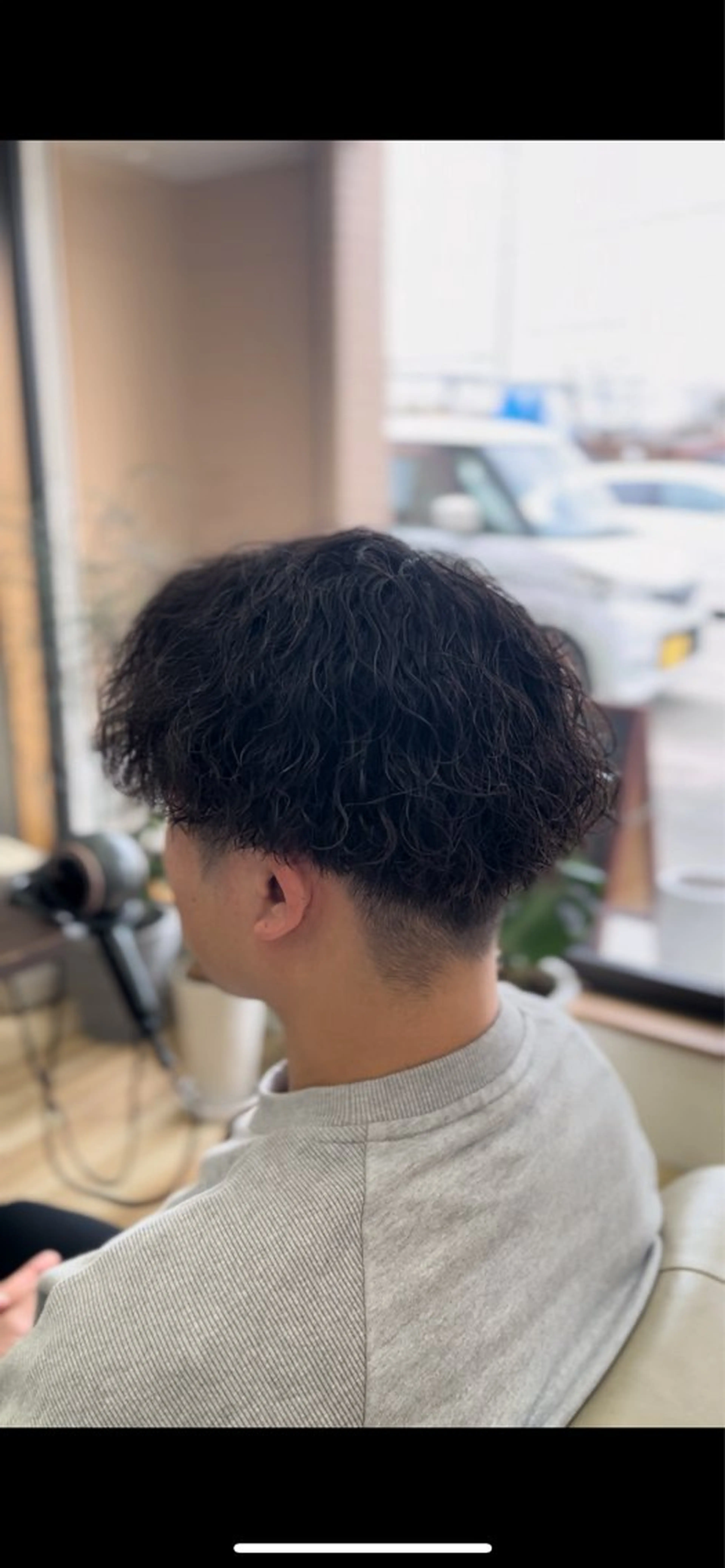 パーマ 亀井 慎太郎のヘアスタイル