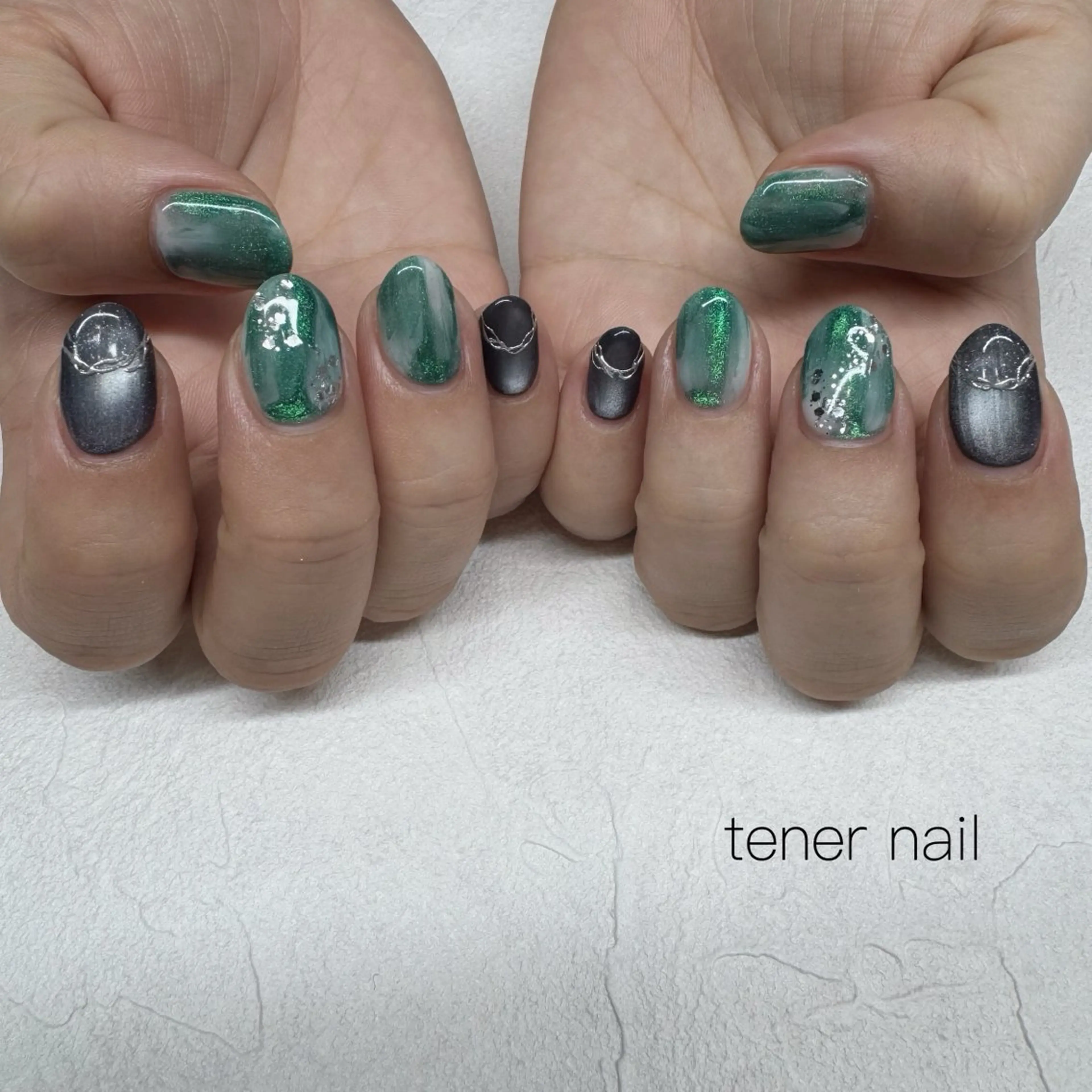 ネイル グリーン ハンドネイル テネルネイル tener nailのネイルデザイン