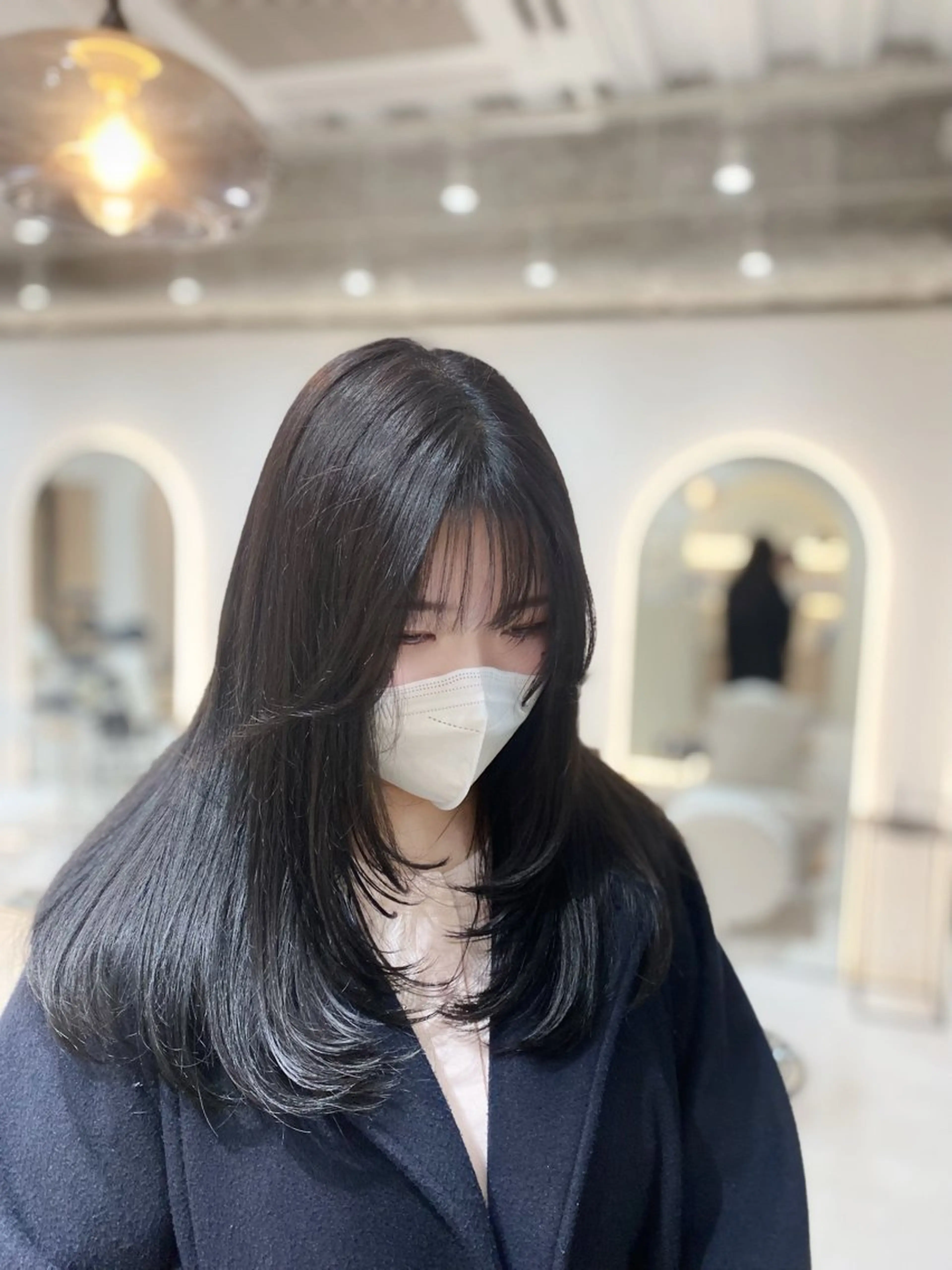 ロング カラー 透明感カラー グレージュ レイヤーカット カット ヘアカラー トリートメント 艶髪・透明感カラー・ 韓国ヘア・Yuriのヘアスタイル