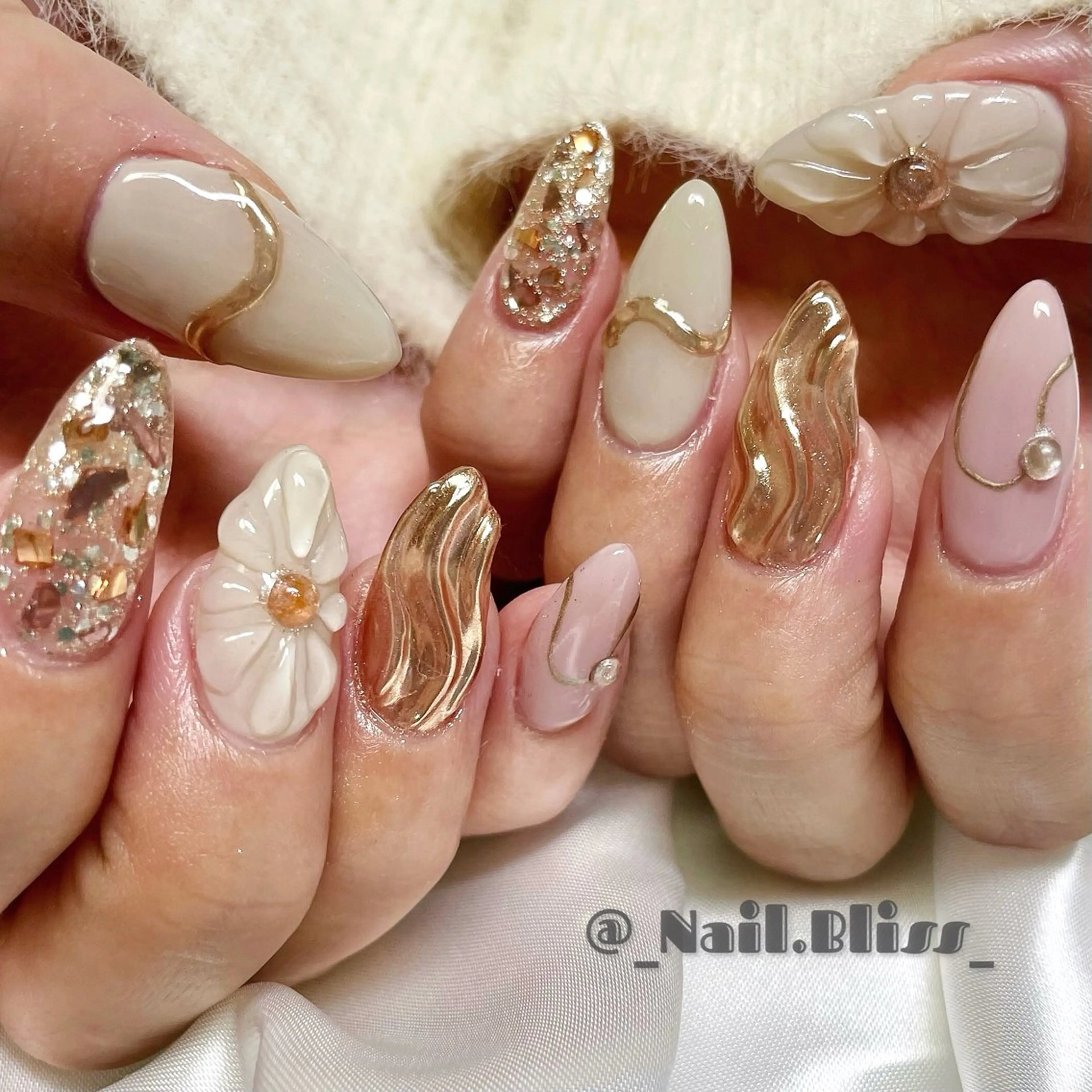 ネイル クリアネイル ガーリー ニュアンスネイル スカルプネイル ハンドネイル NAIL BLISSのネイルデザイン