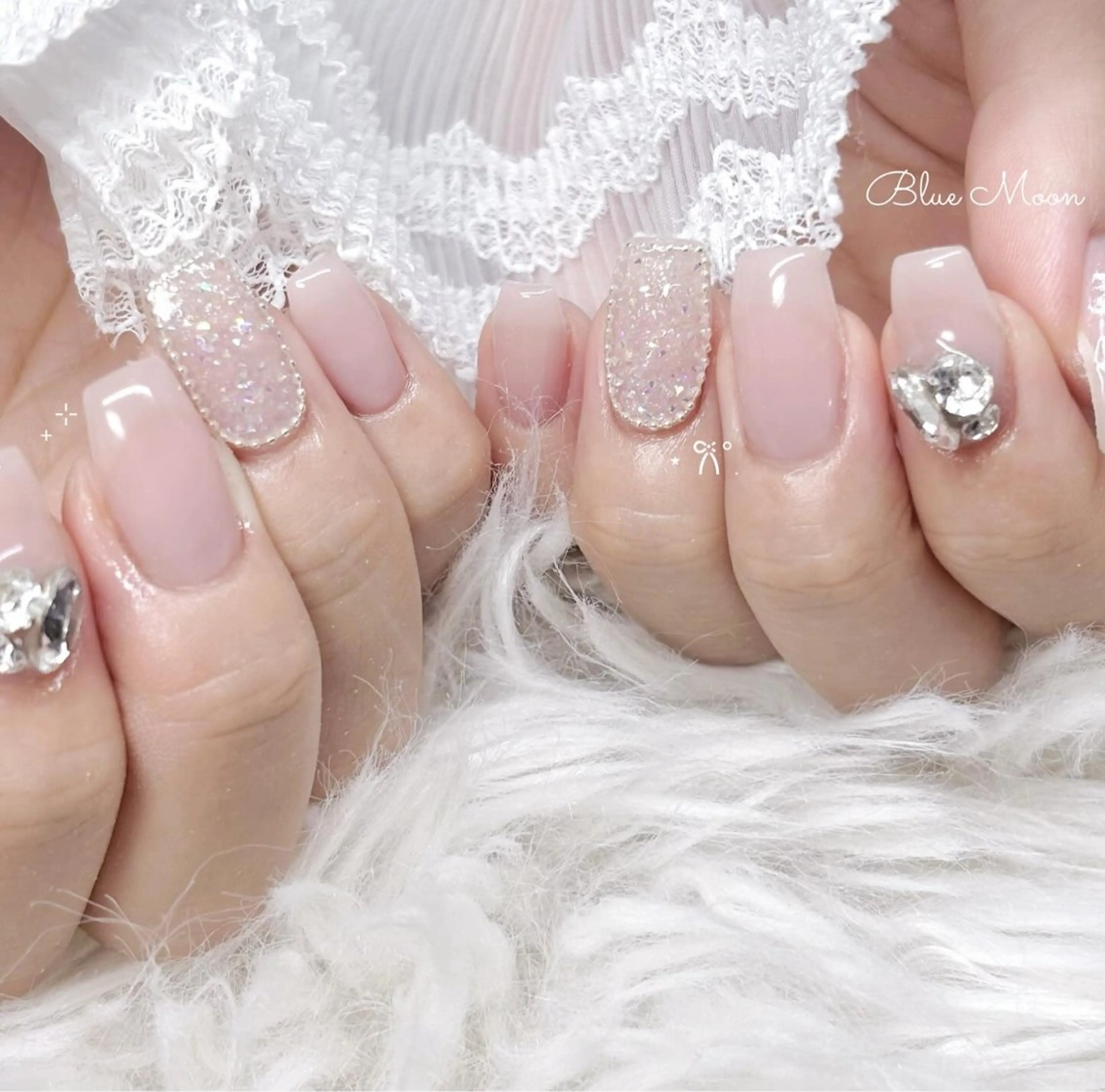 ネイル ハンドネイル フットネイル ハンドケア nail salon Blue Moonのネイルデザイン