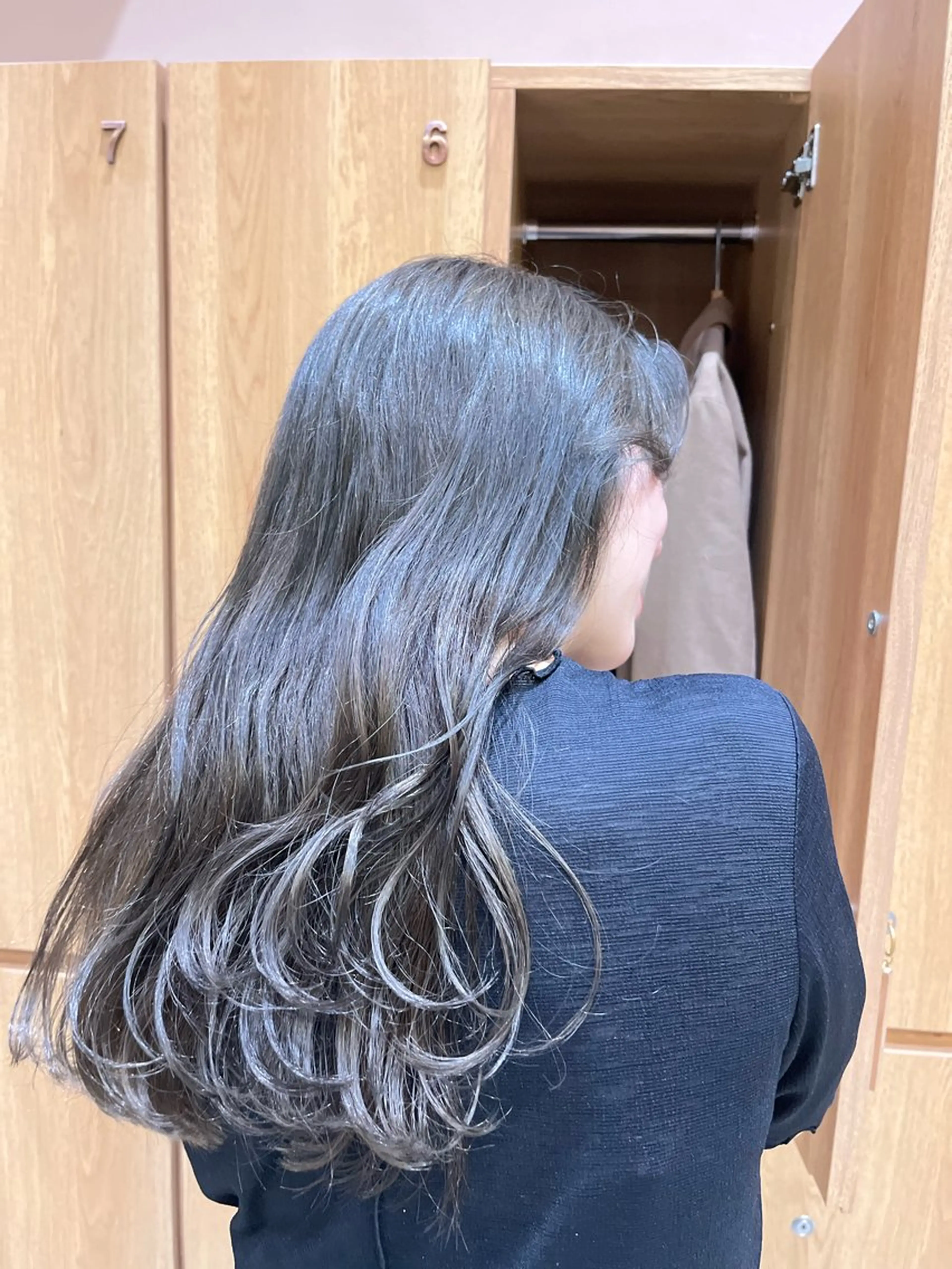 ロング カラー 阿久津真衣 似合わせカットのヘアスタイル