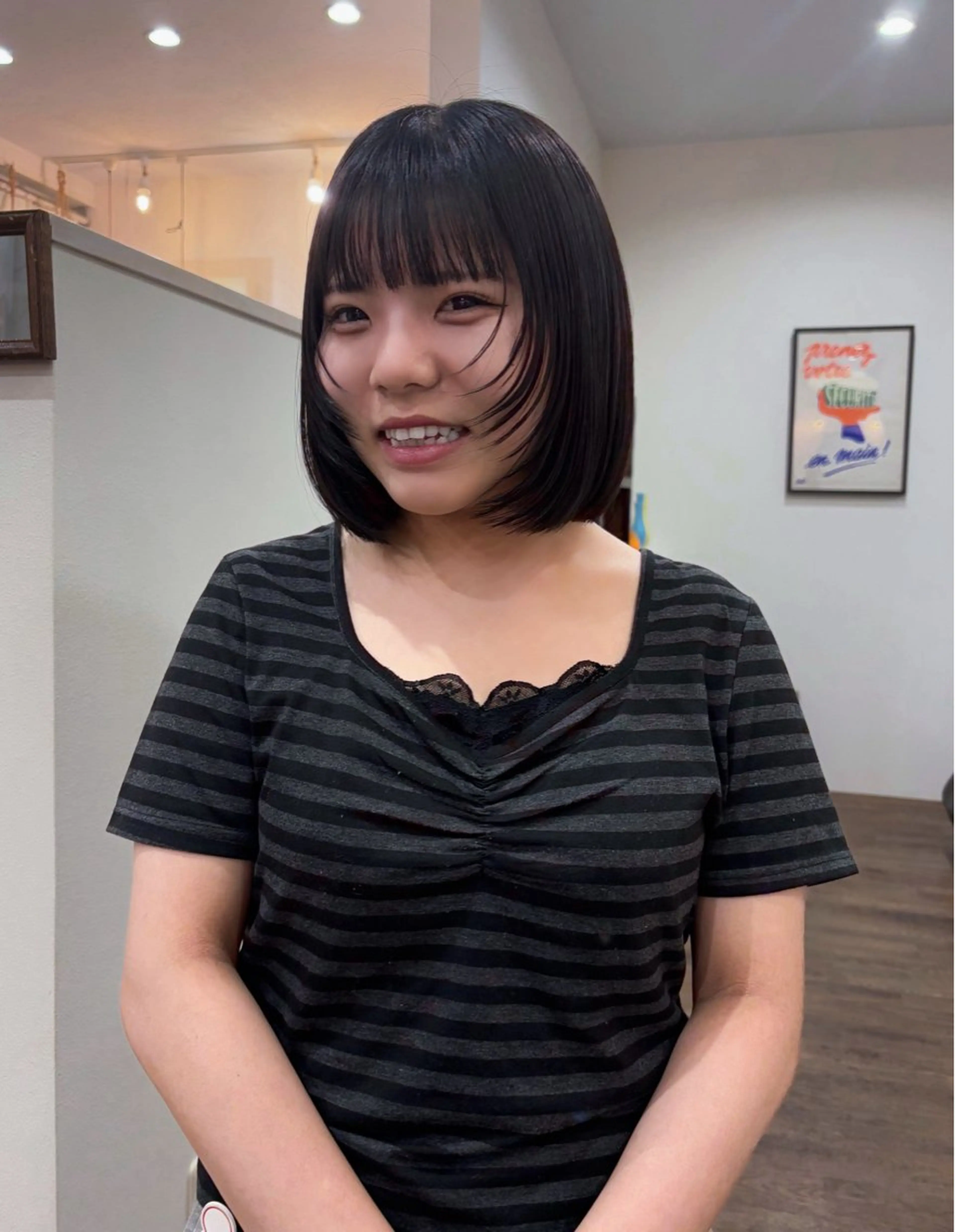 ミディアム ボブ 顔周りカット レイヤーカット 小顔カット Nono カットモデル募集中♩のヘアスタイル