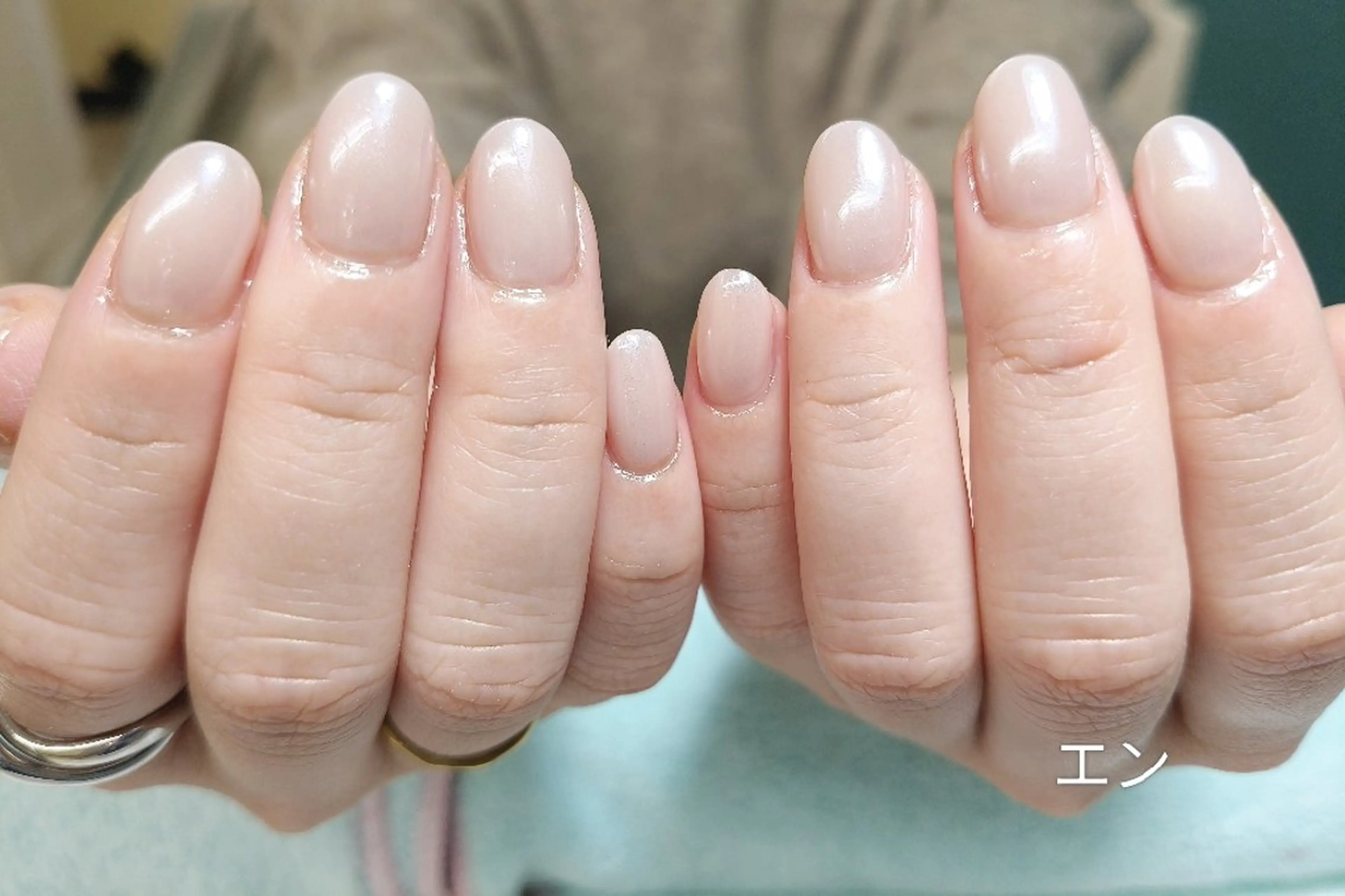 ネイル ミラーネイル ワンカラーネイル エ ンのネイルデザイン