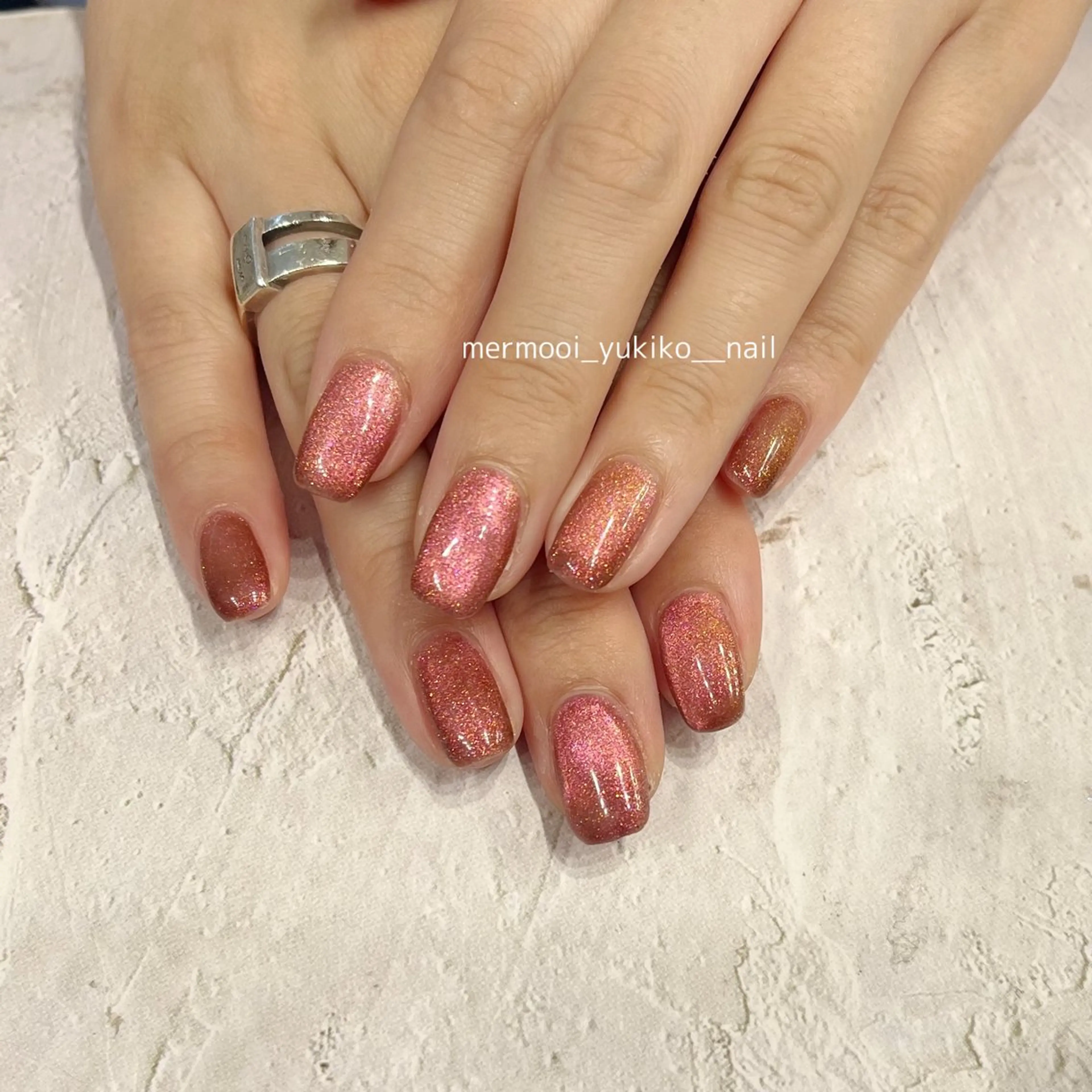 ネイル アートネイル ジェルネイル キラキラネイル 韓国ネイル マグネットネイル melumooi nailのネイルデザイン