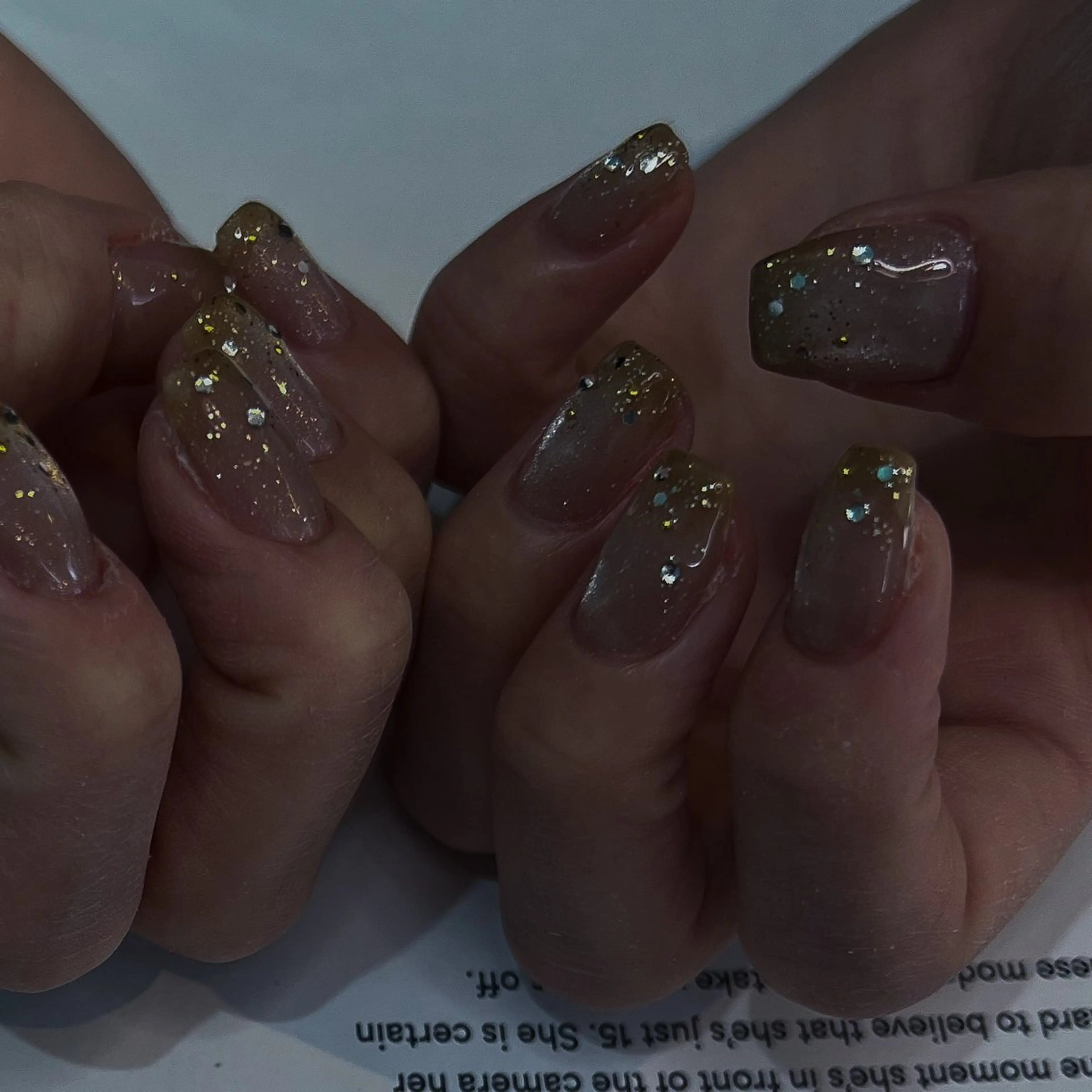 ネイル ハンドネイル nailsalon ULLのネイルデザイン