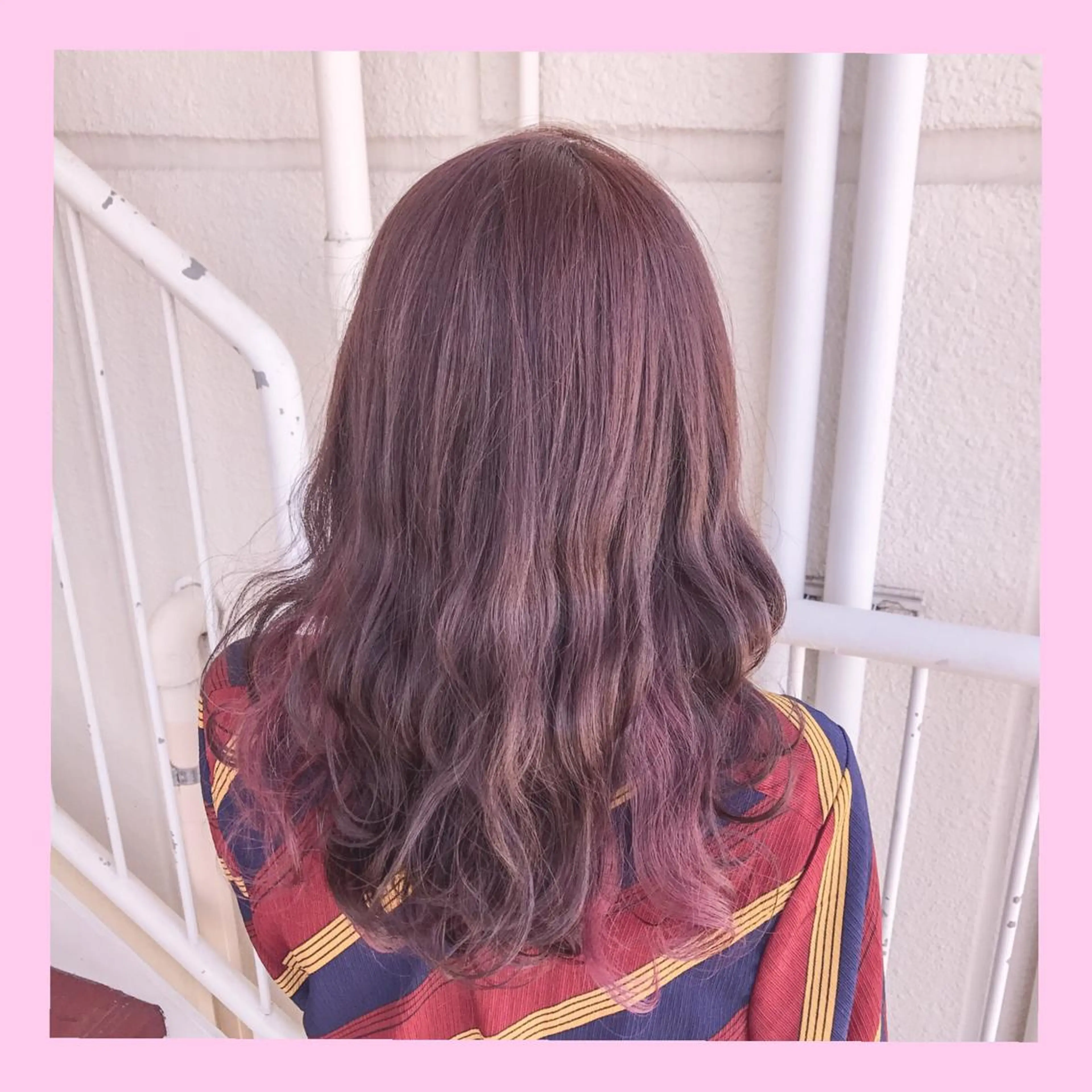 セミロング カラー SHIN/レイヤー カット×クロスパーマのヘアスタイル